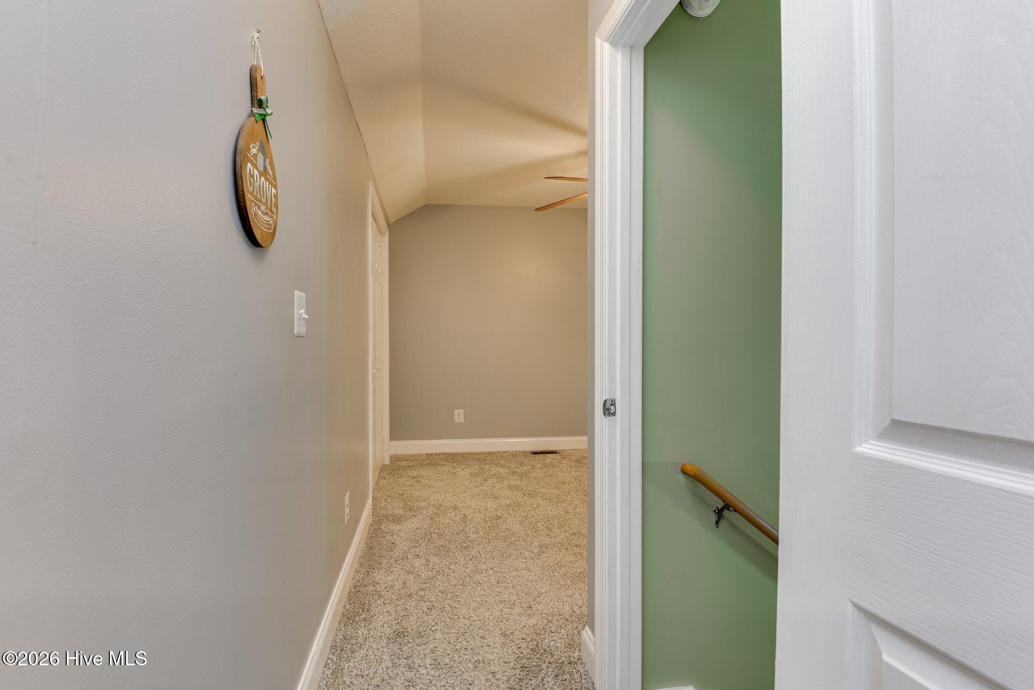 602 W Buena Vista Avenue Unit 10 Property Photo 19