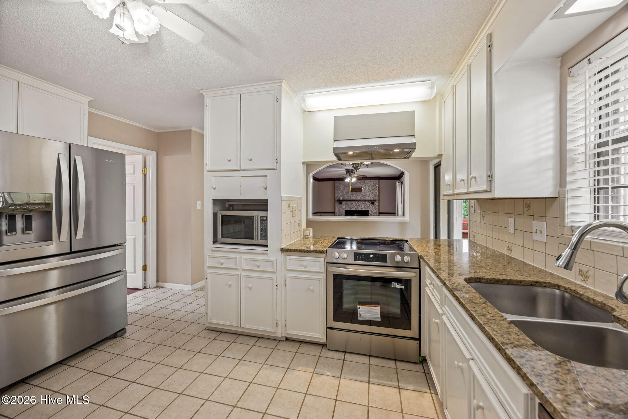 124 Wood Creek Drive Property Photo 7