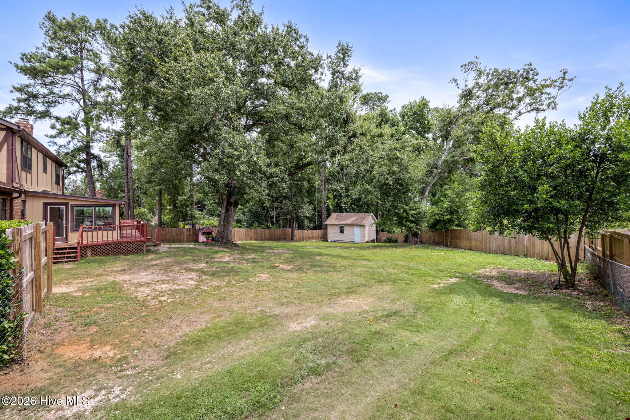 124 Wood Creek Drive Property Photo 9