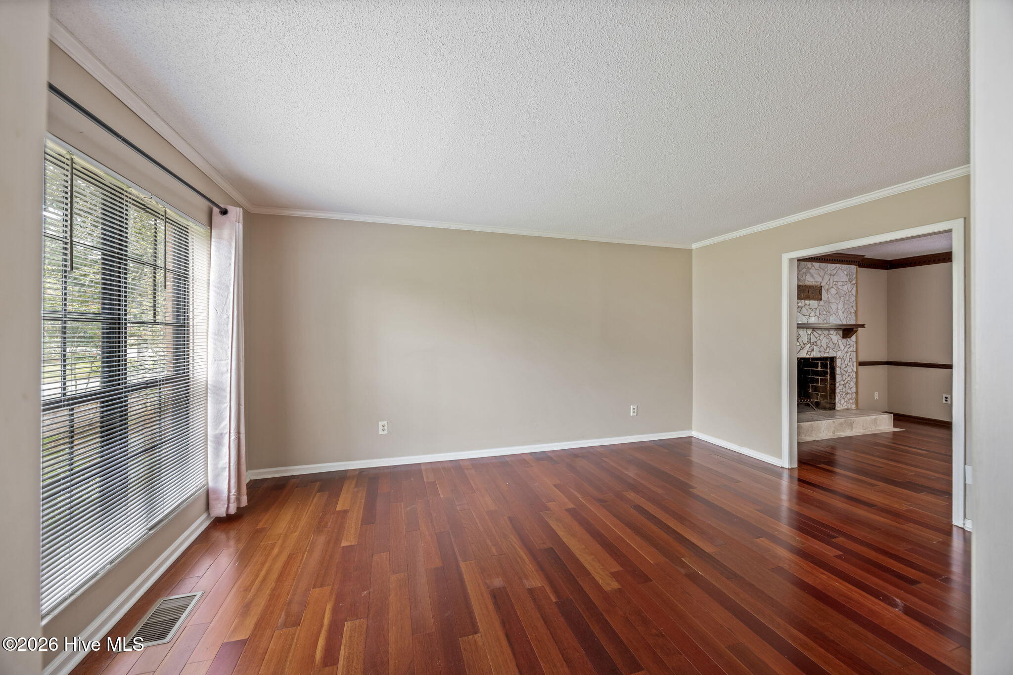 124 Wood Creek Drive Property Photo 21