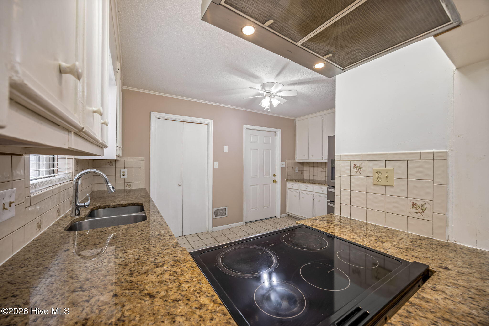 124 Wood Creek Drive Property Photo 29