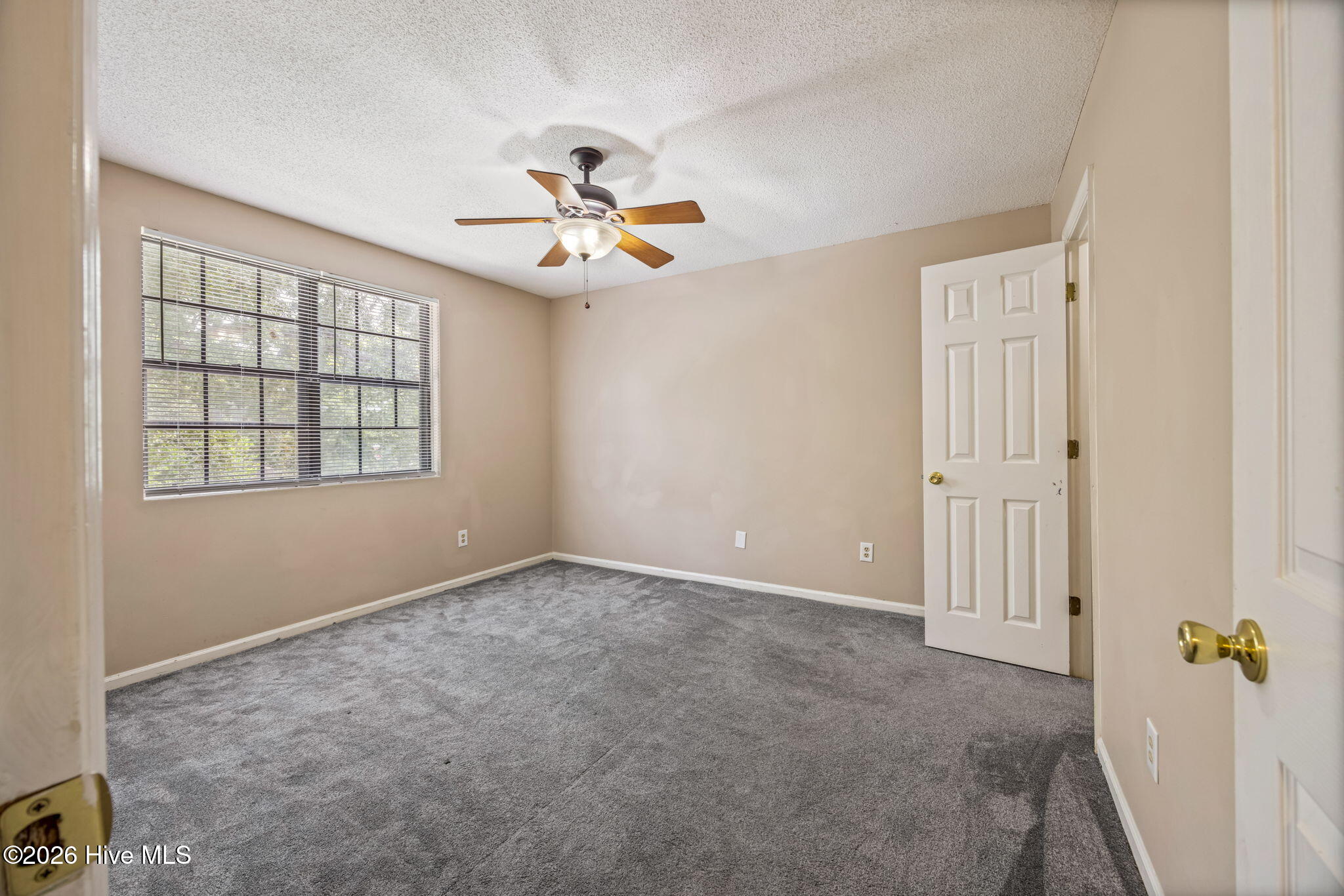 124 Wood Creek Drive Property Photo 38