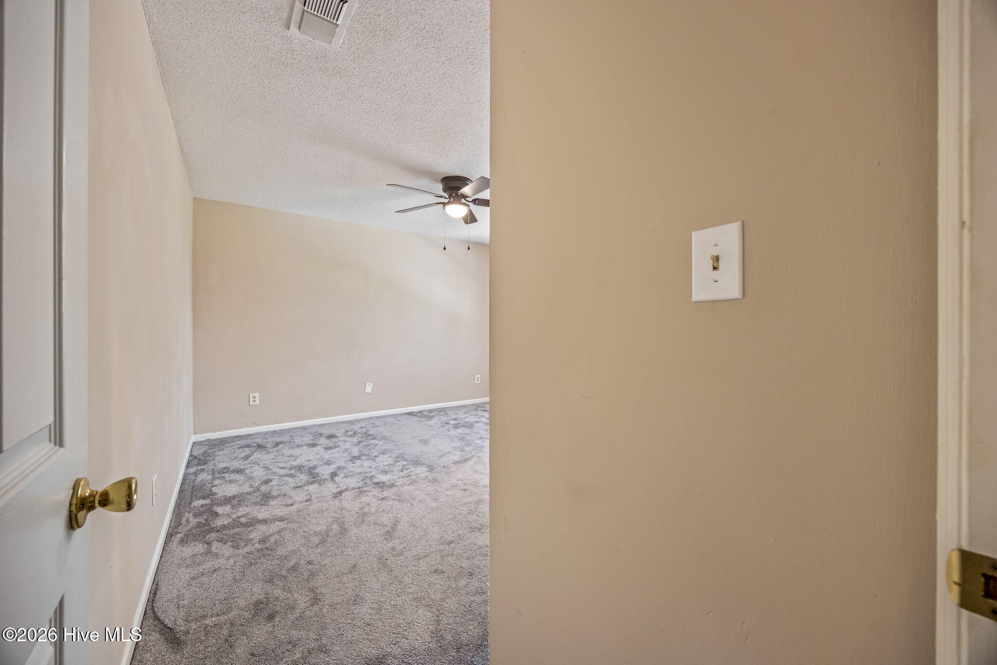 124 Wood Creek Drive Property Photo 42