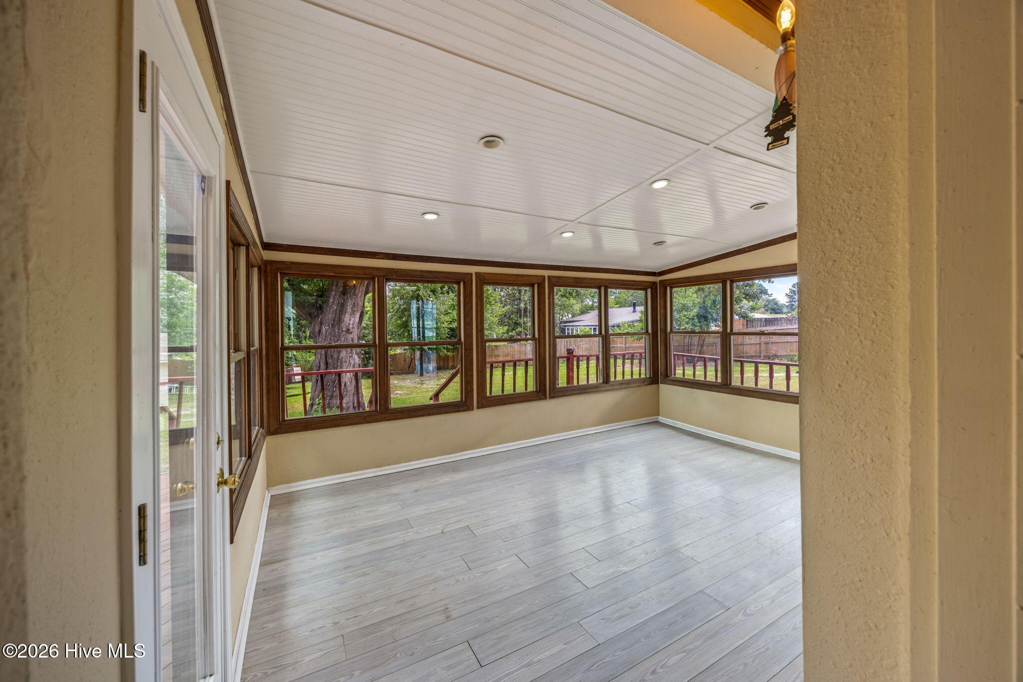 124 Wood Creek Drive Property Photo 49