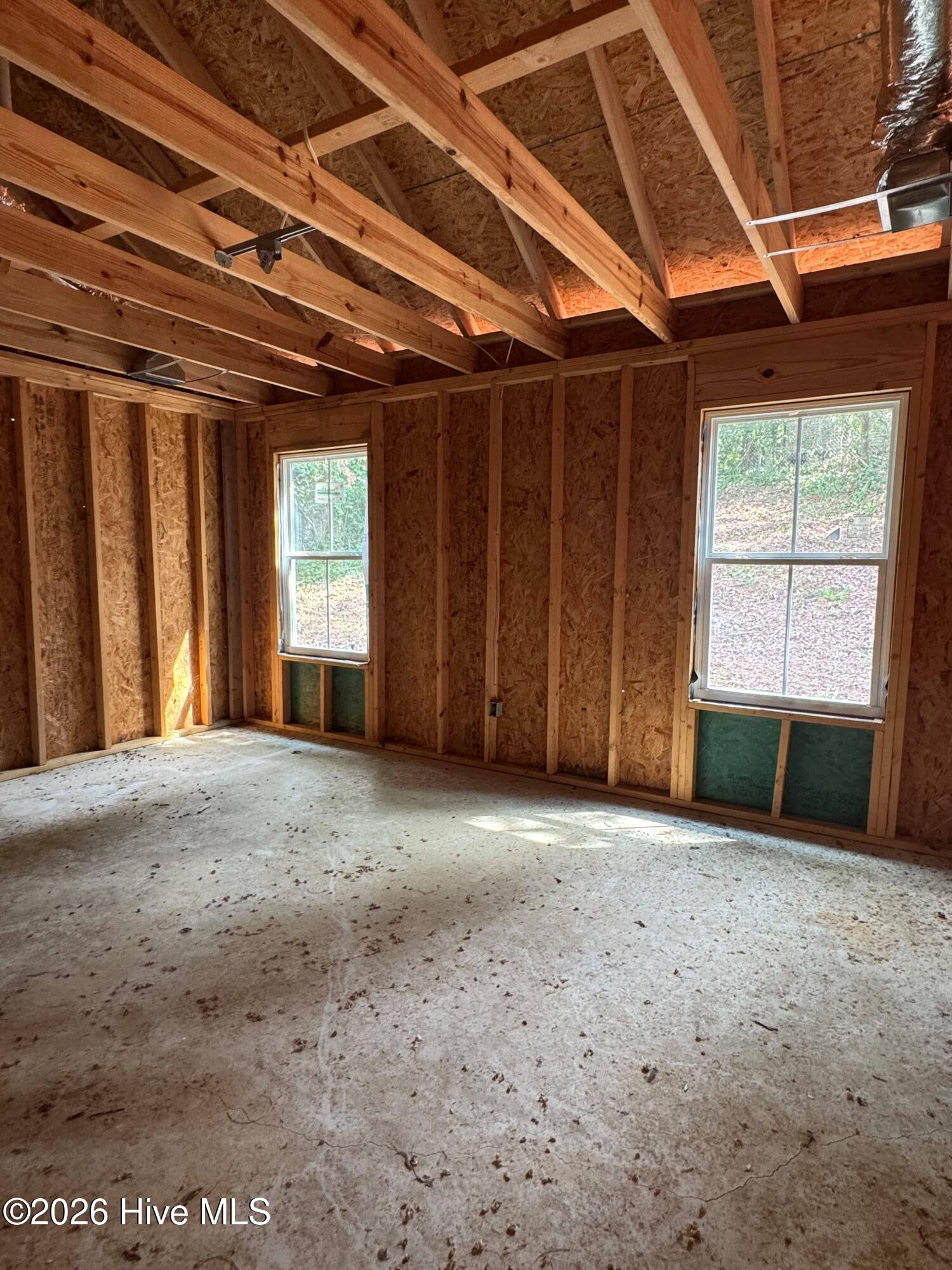 3014 Pinewood Drive Property Photo 5