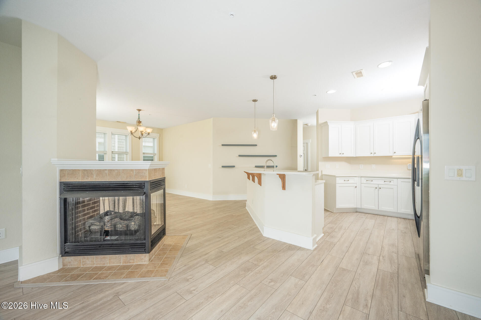 100 Mercedes Court A Property Photo 12