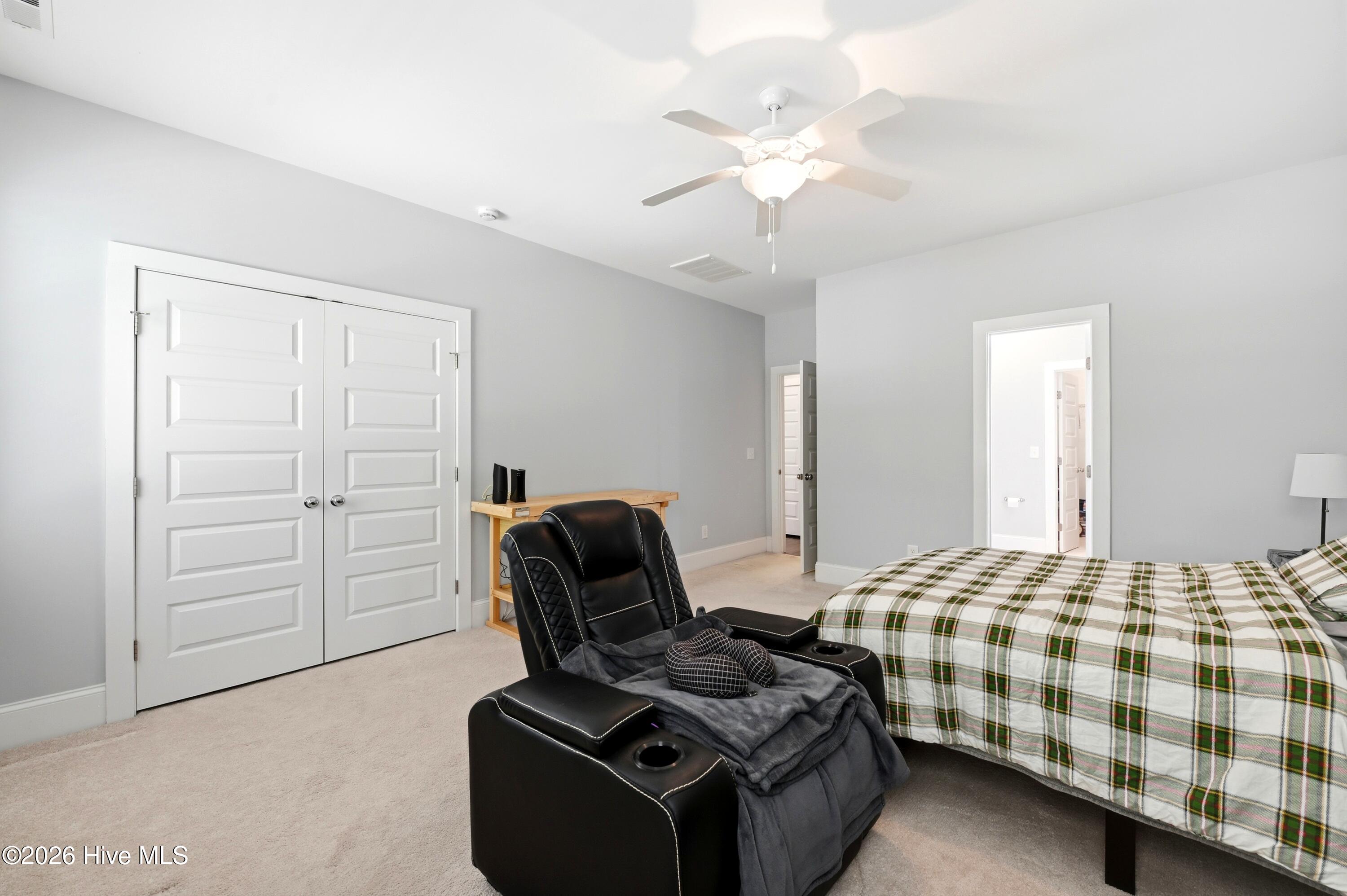 100 Hickory Circle Property Photo 14