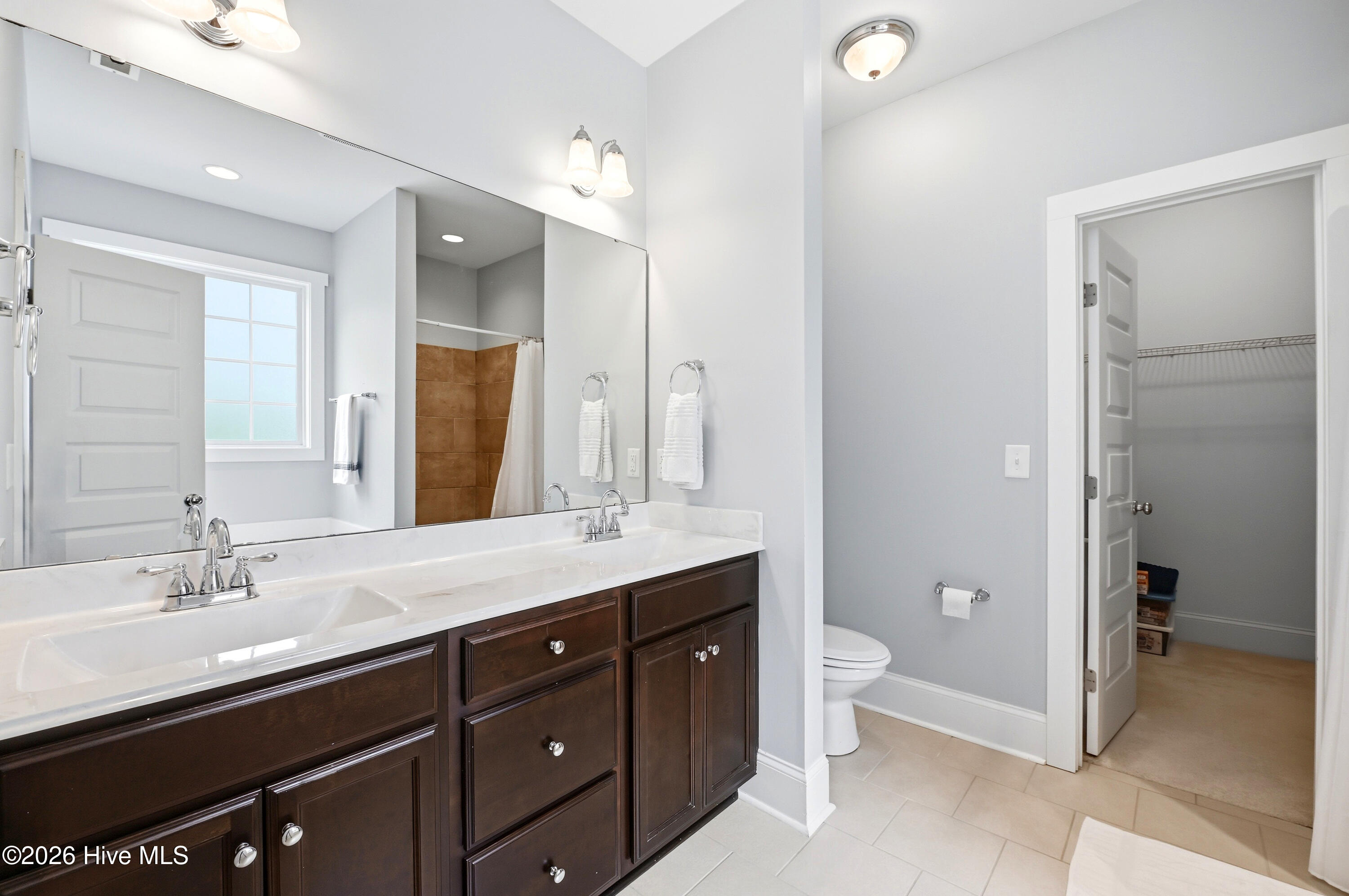 100 Hickory Circle Property Photo 15