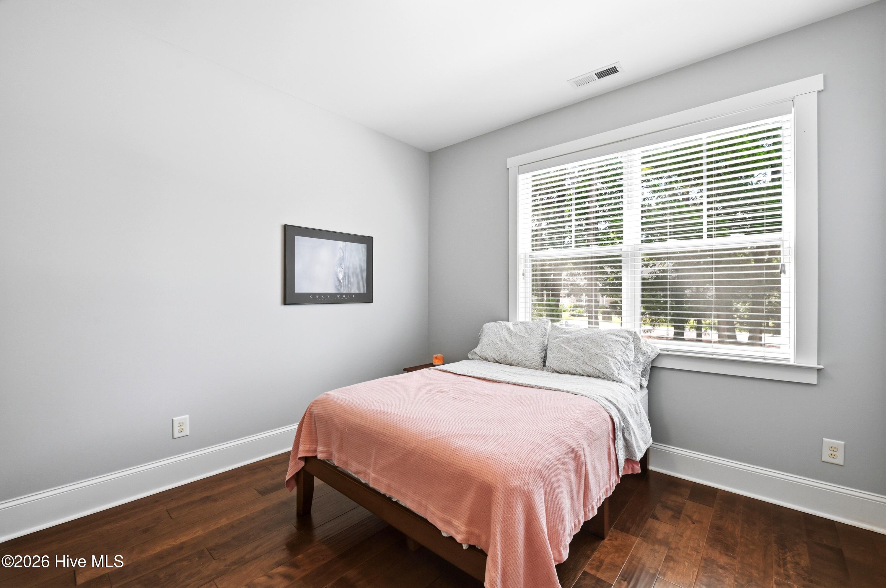 100 Hickory Circle Property Photo 17