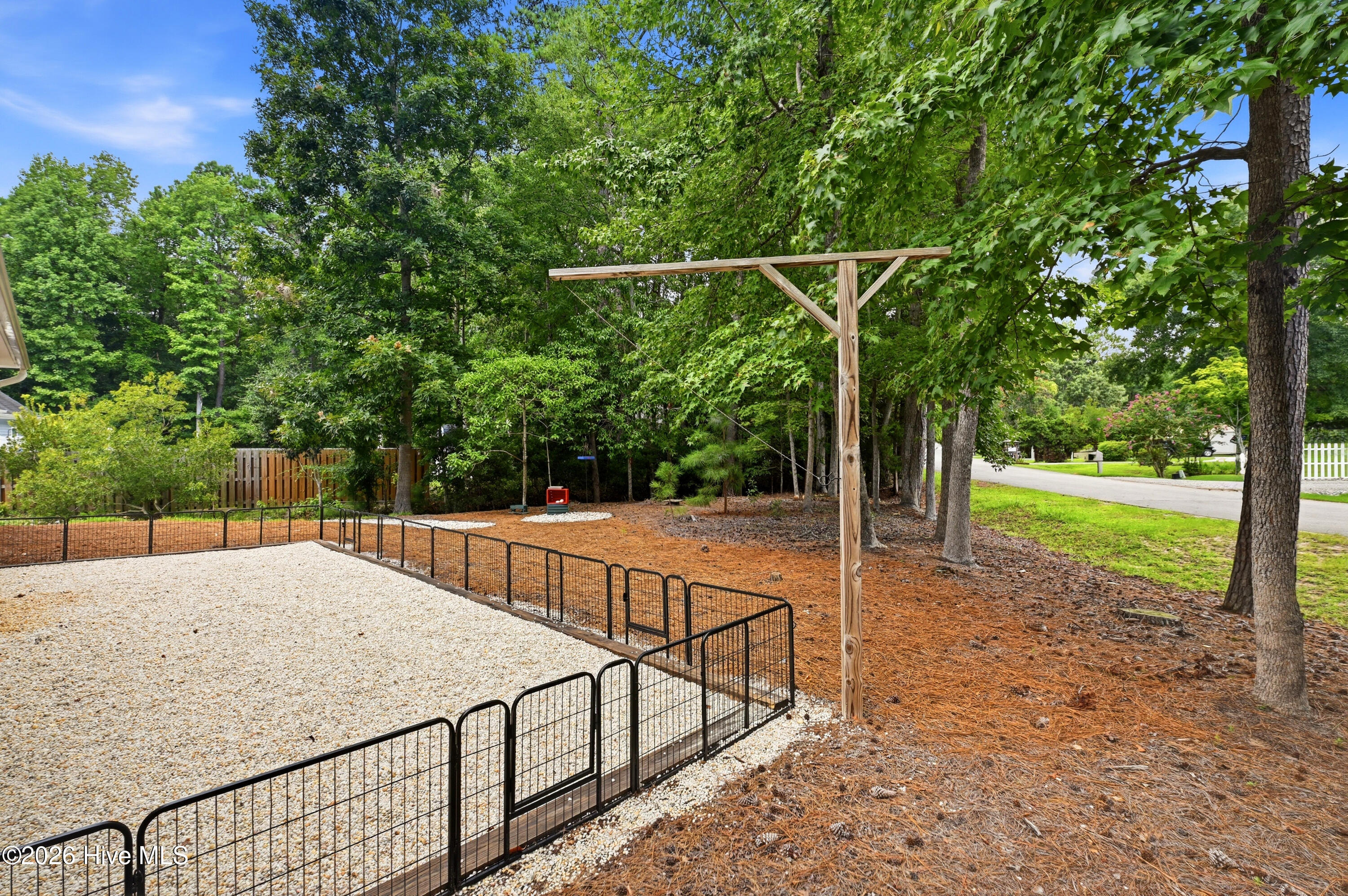 100 Hickory Circle Property Photo 25