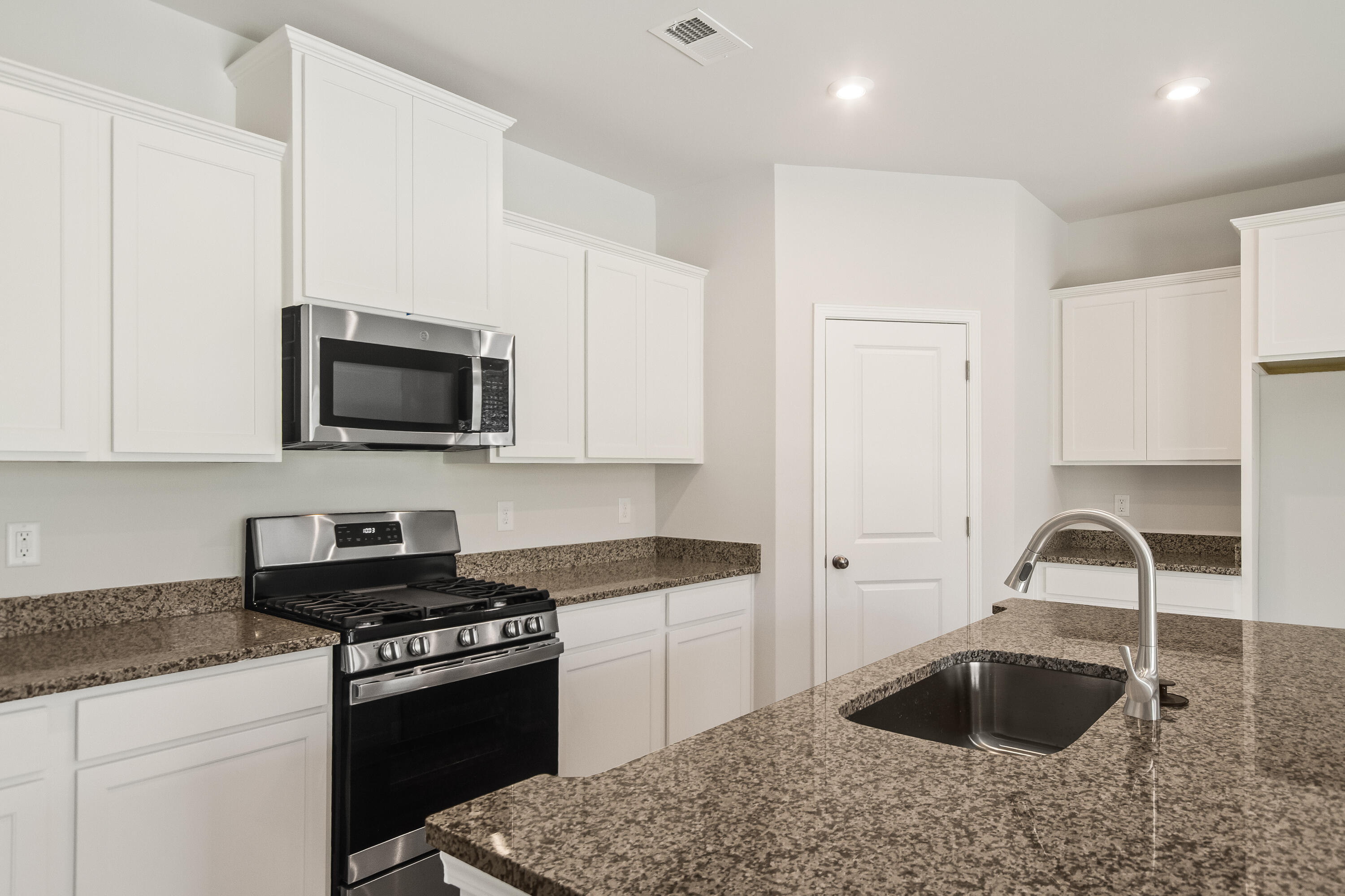 5266 Proper Court Property Photo 24