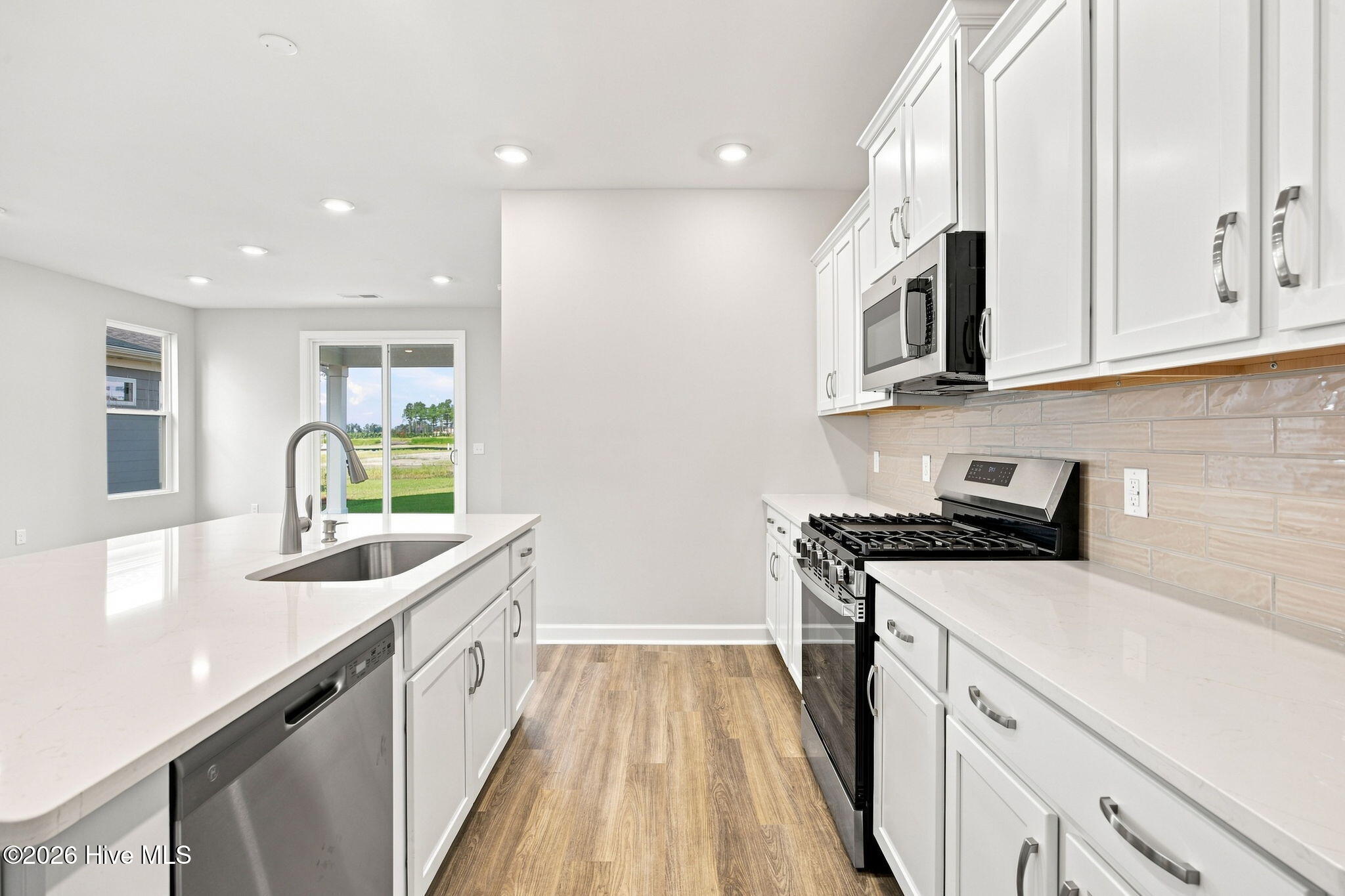 4033 Morning Dew Path Property Photo 6