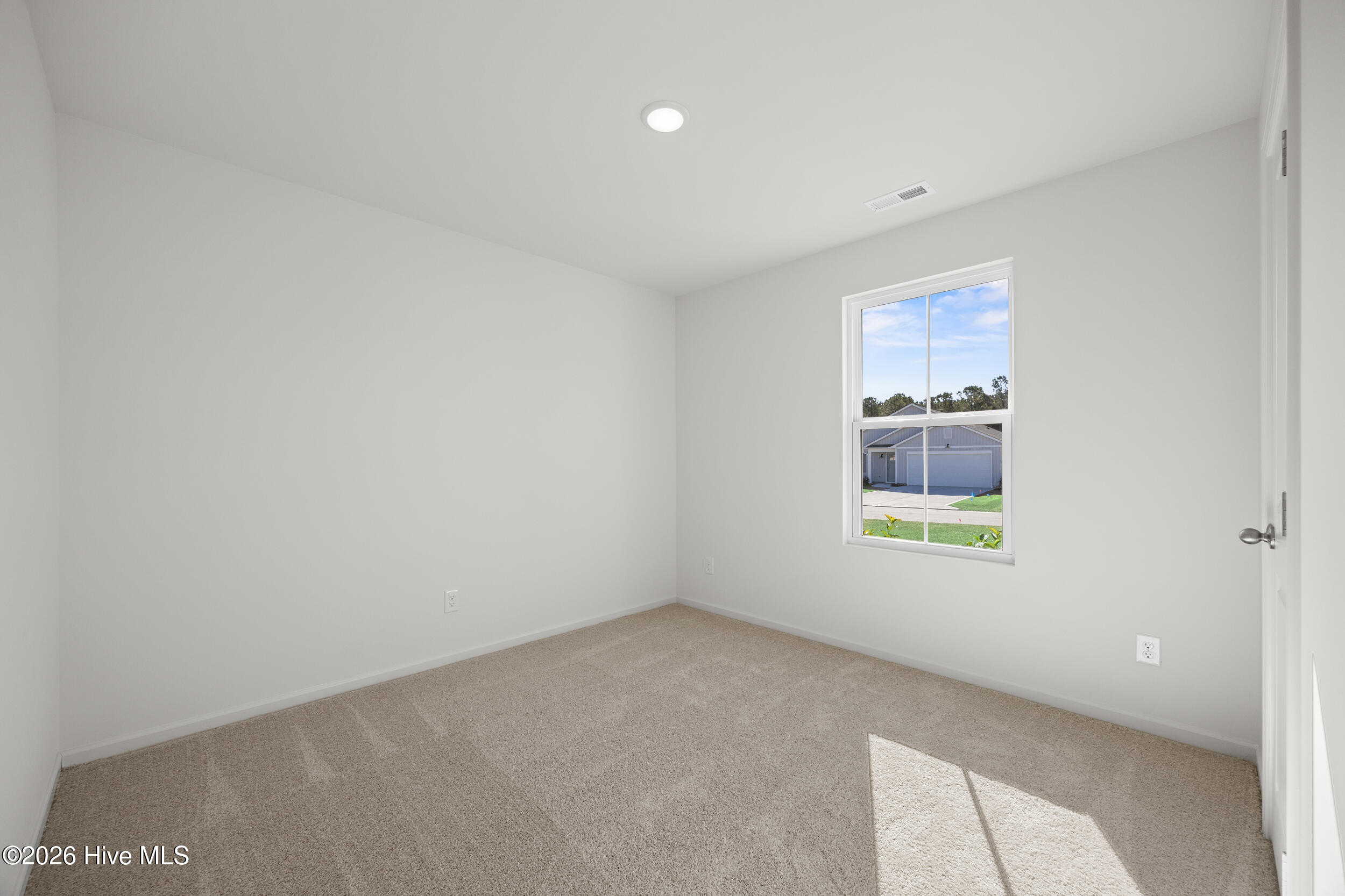 921 Parkway Drive 208 Property Photo 16