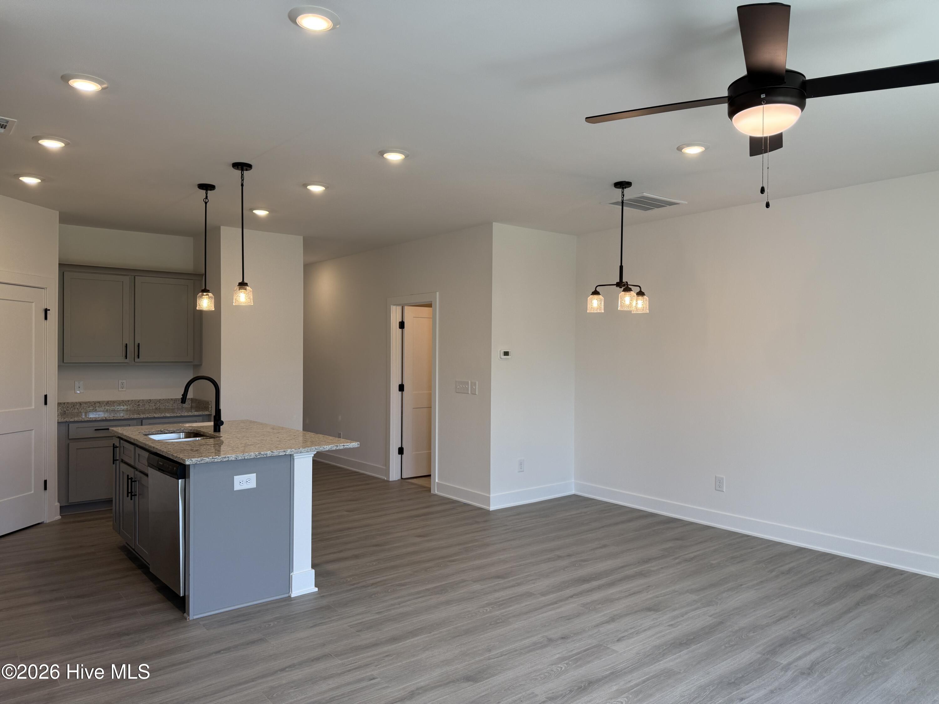 2015 Tharrington Way Property Photo 11