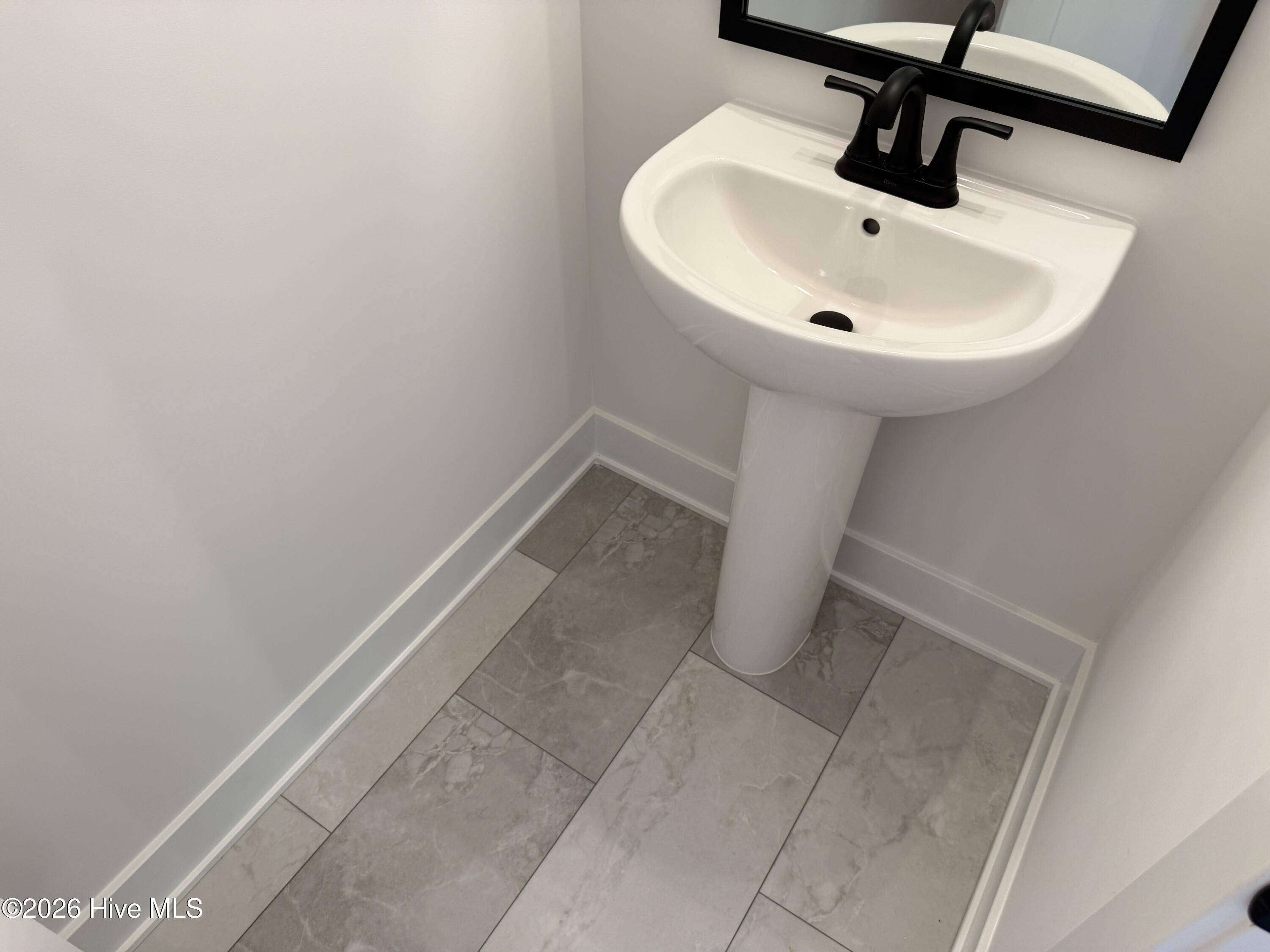 2015 Tharrington Way Property Photo 12