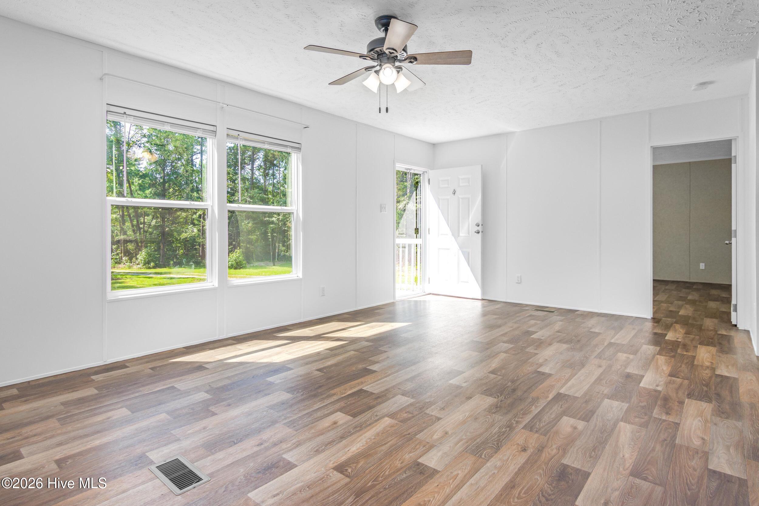 1040 River Fork Road Property Photo 5
