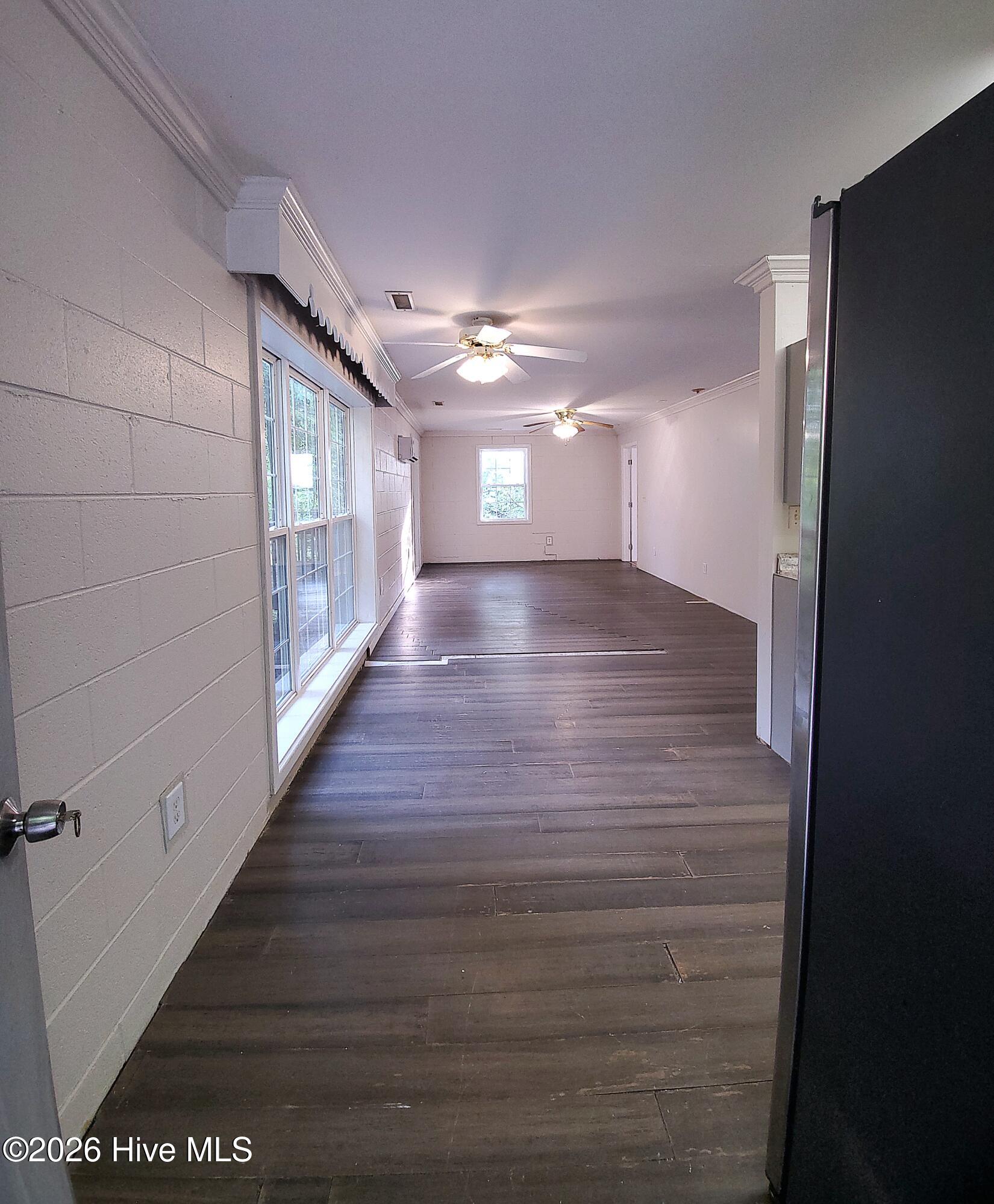 425 Colonial Landing Road Se Property Photo 6