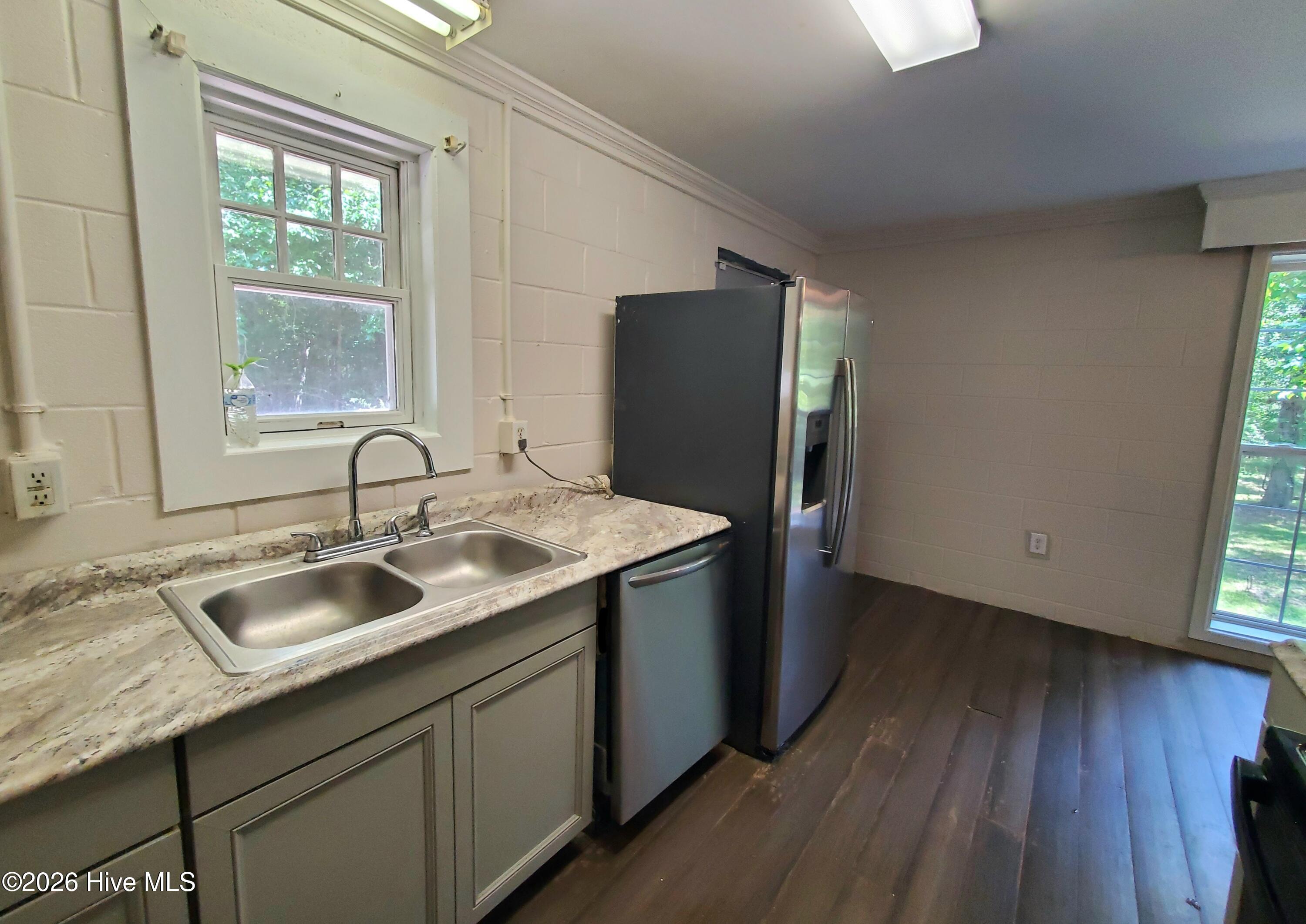 425 Colonial Landing Road Se Property Photo 9
