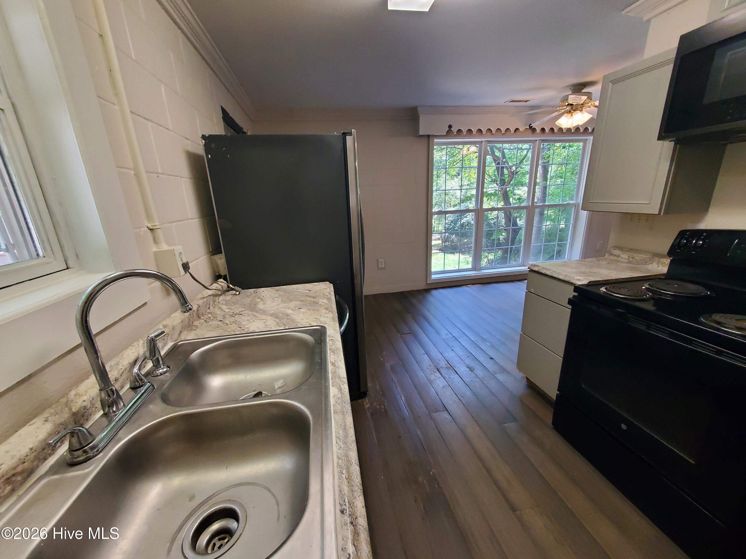 425 Colonial Landing Road Se Property Photo 10