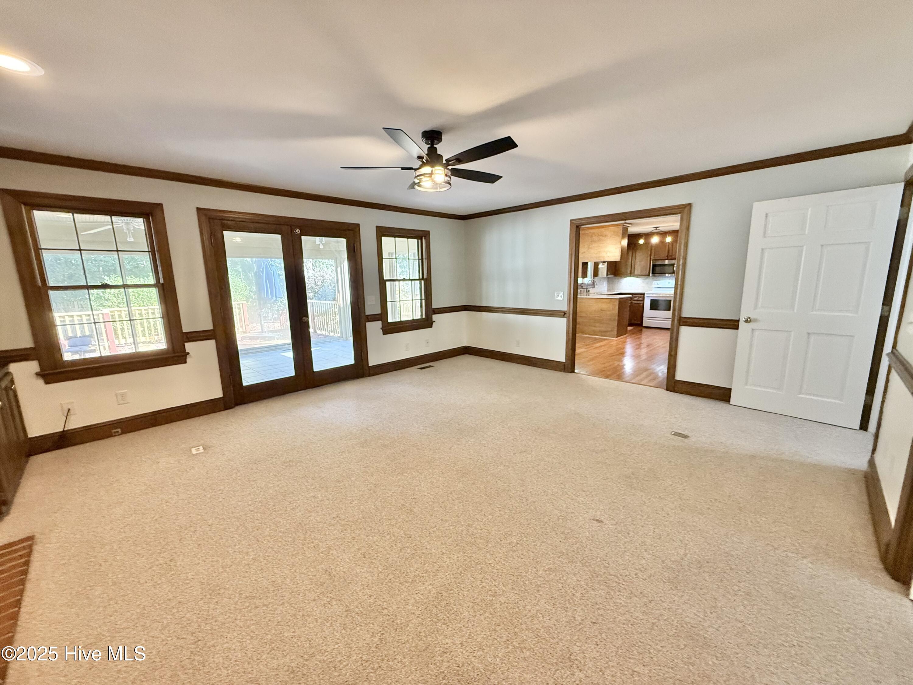 703 Daventry Drive Property Photo 29