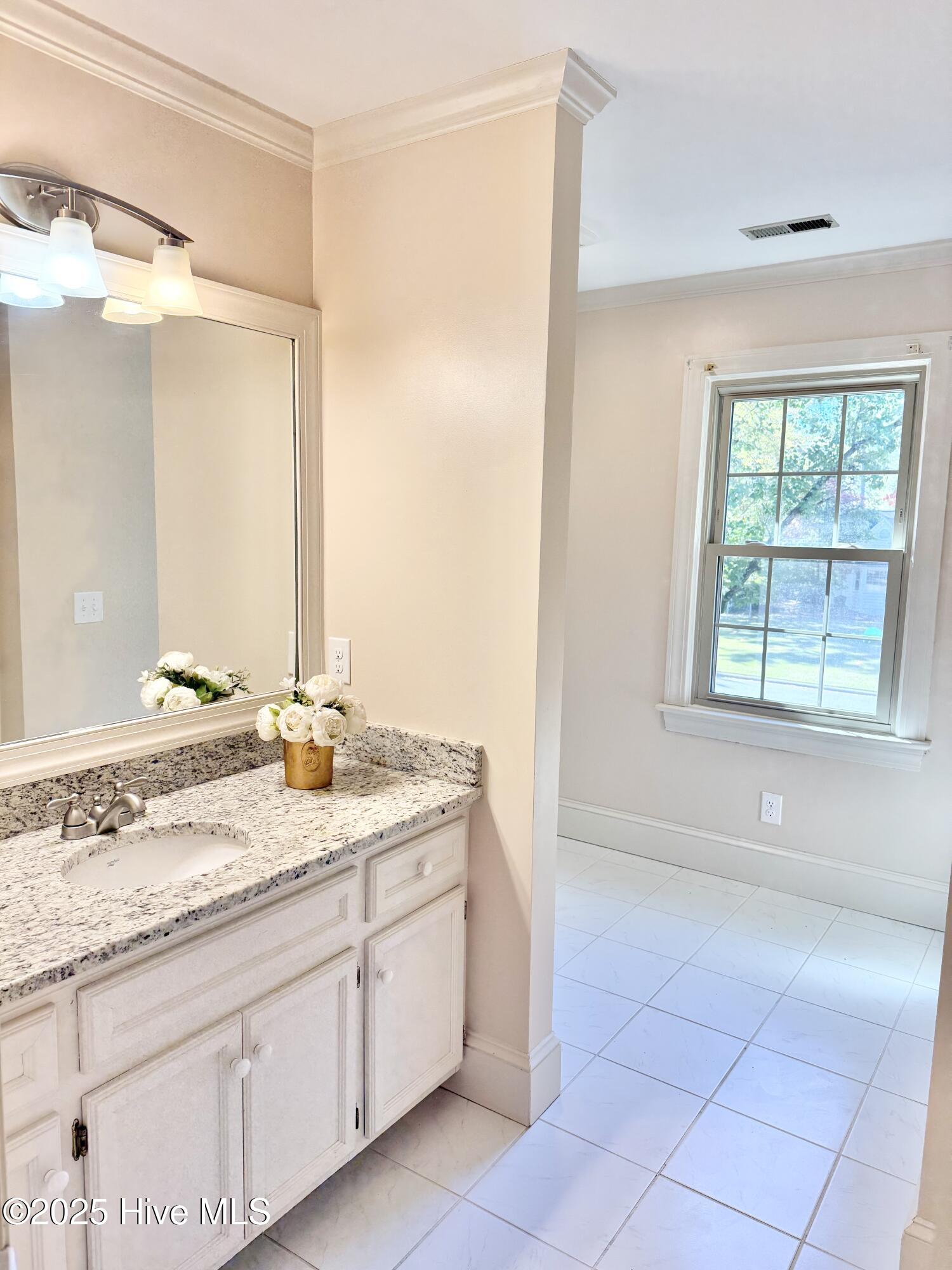 703 Daventry Drive Property Photo 42