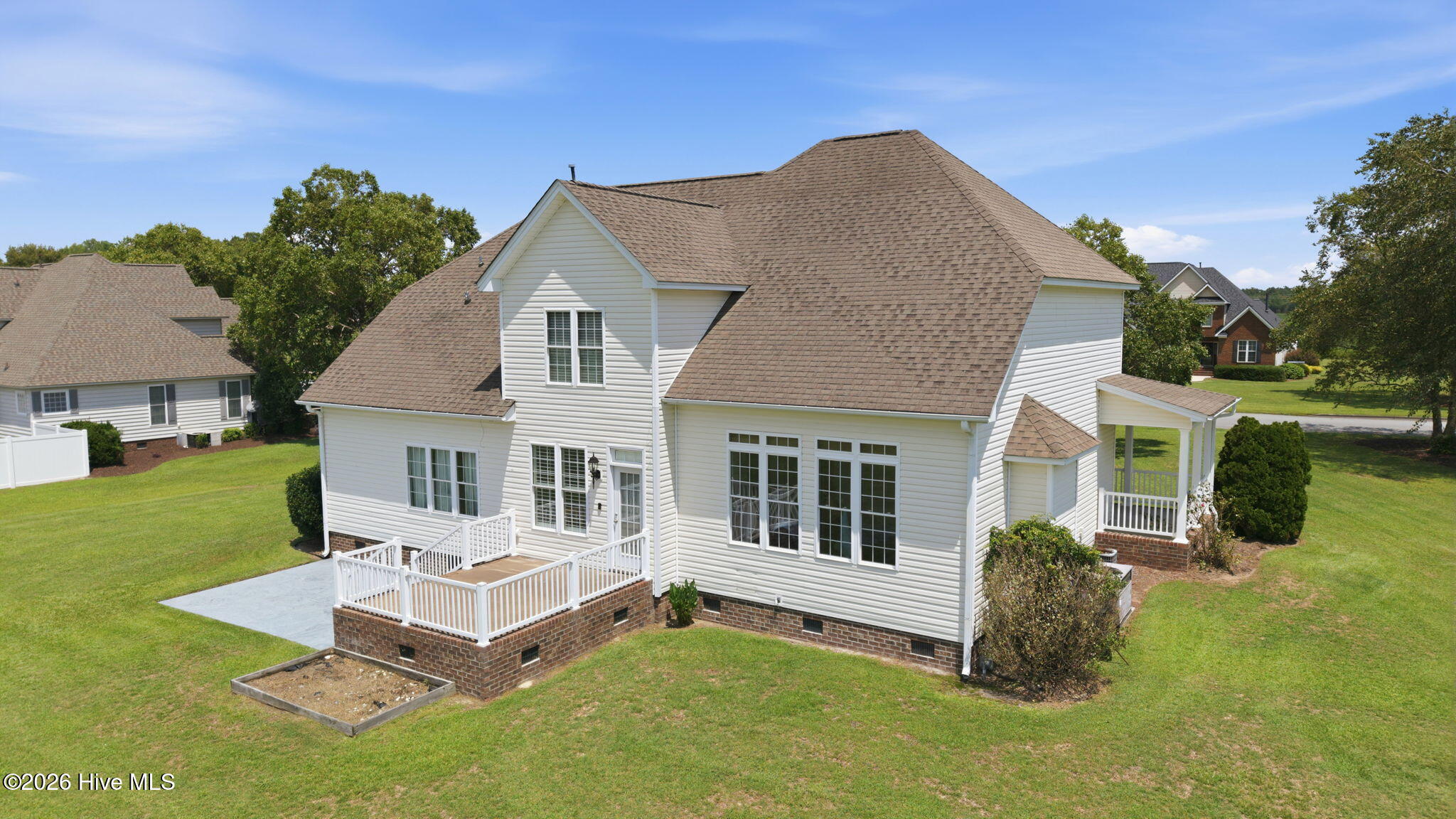 1296 Windbrooke Drive Property Photo 4