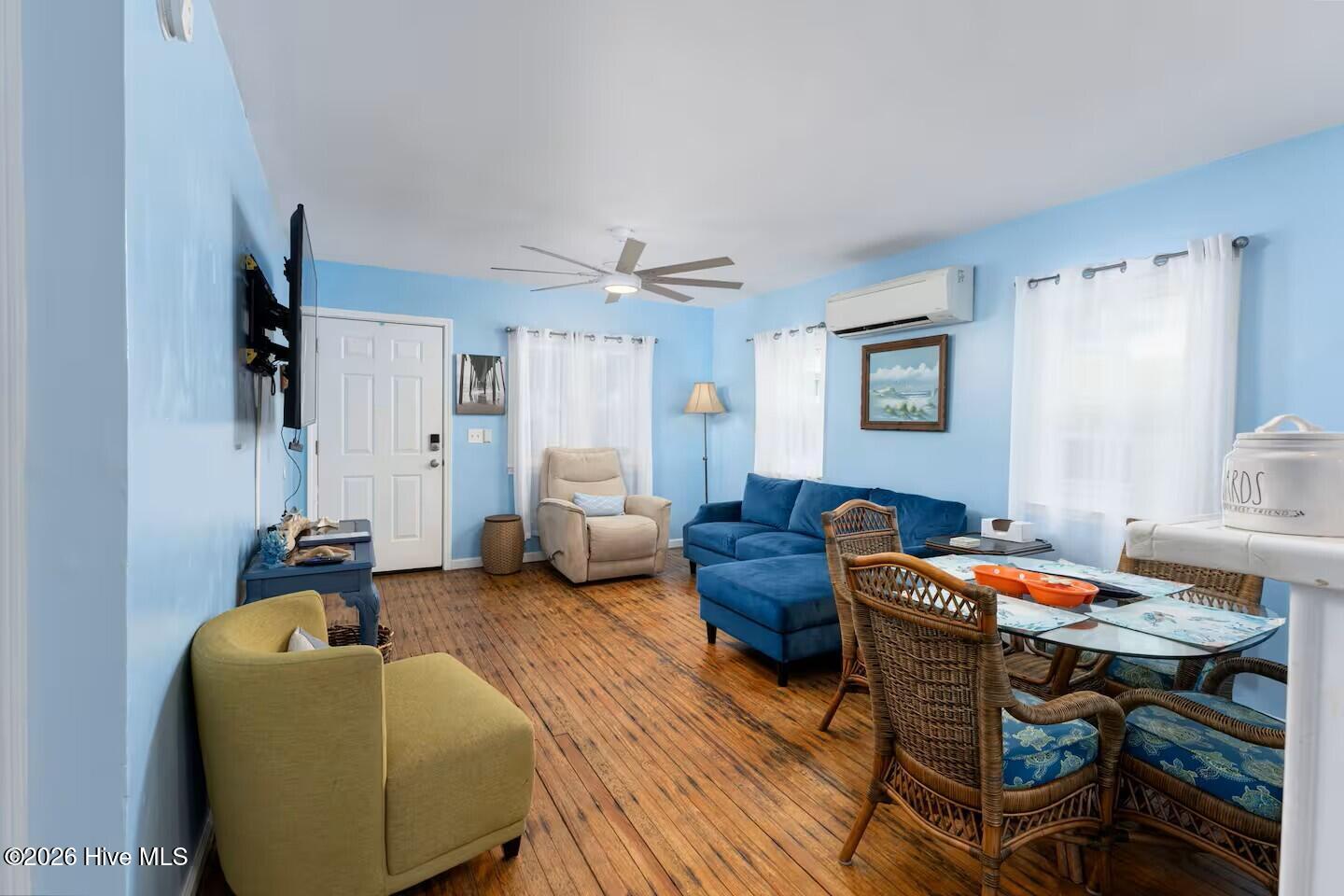 710 Canal Drive Property Photo 4
