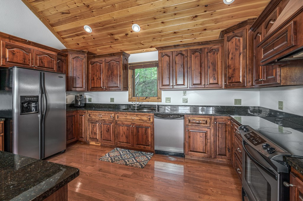 509 Lonesome Pine Road Property Photo 17