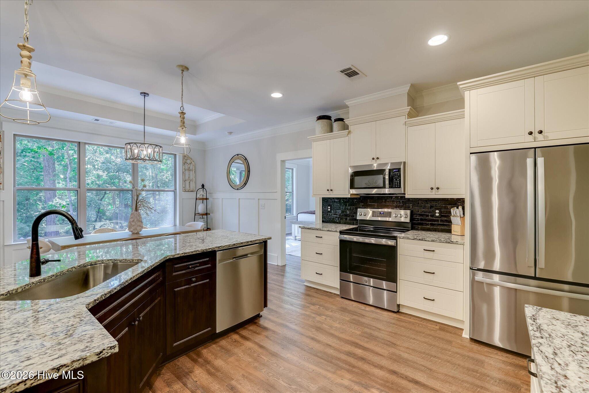 223 Candlewick Loop Property Photo 7