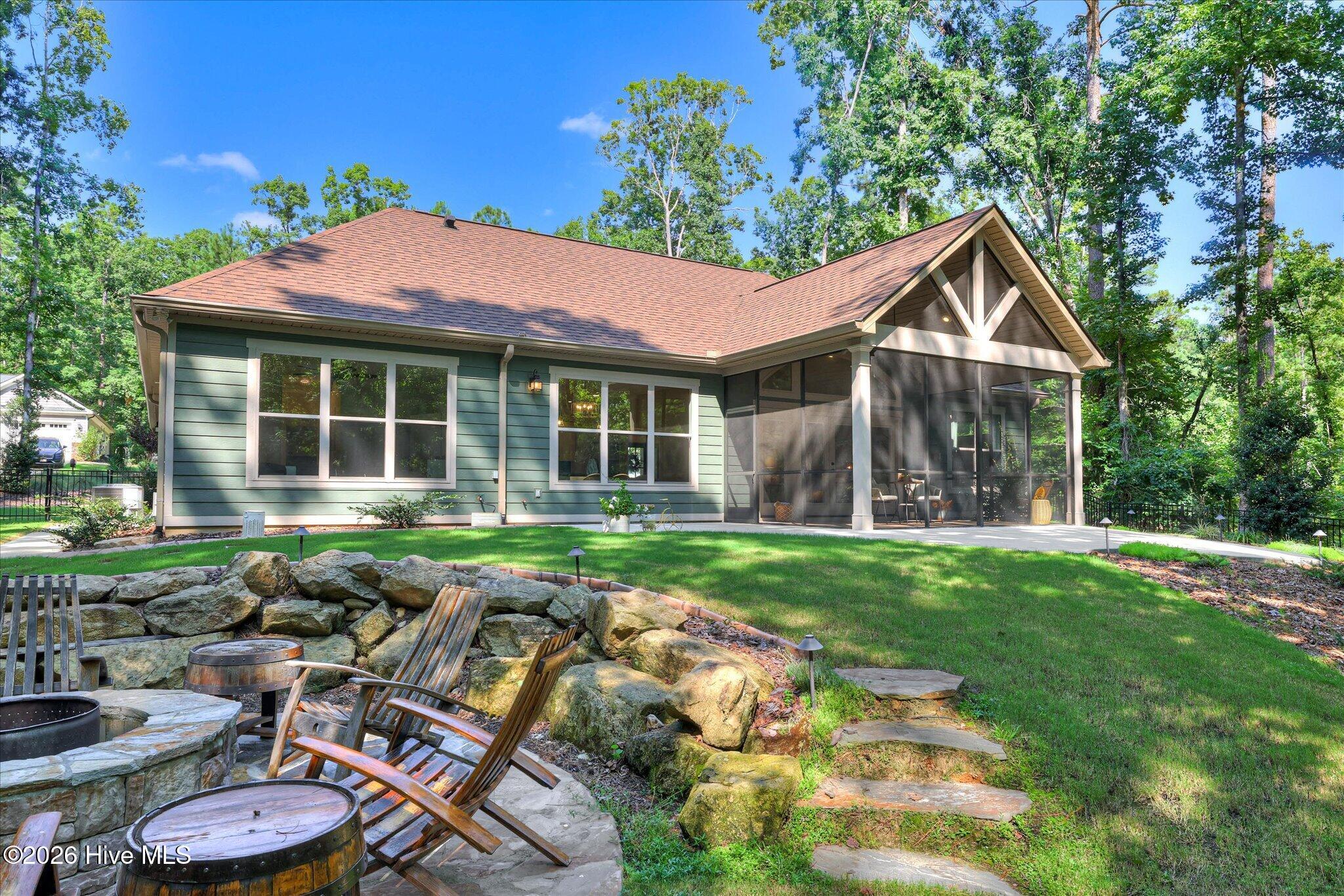 223 Candlewick Loop Property Photo 25