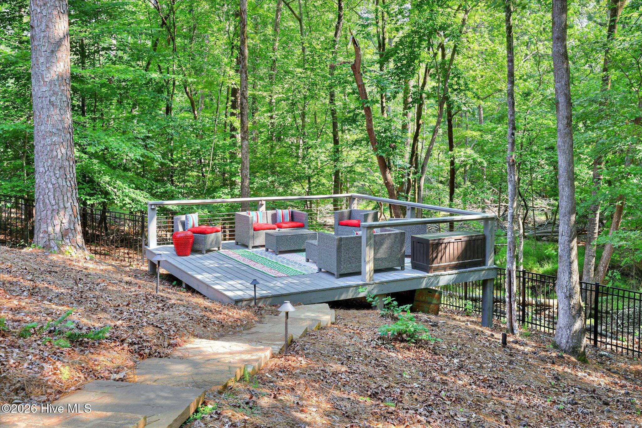 223 Candlewick Loop Property Photo 28