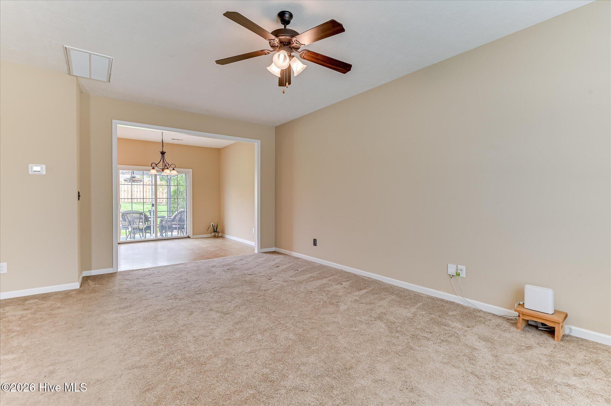 836 Westlawn Drive Property Photo 7