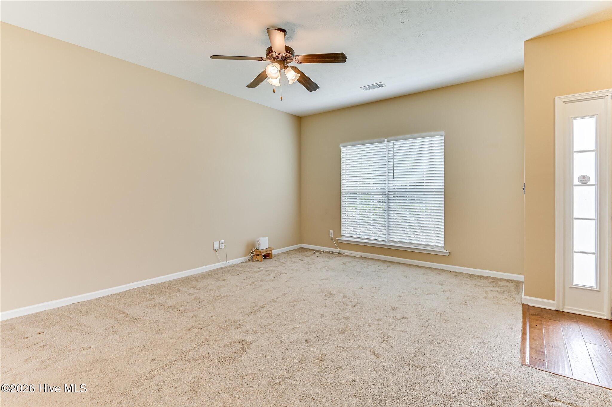 836 Westlawn Drive Property Photo 8