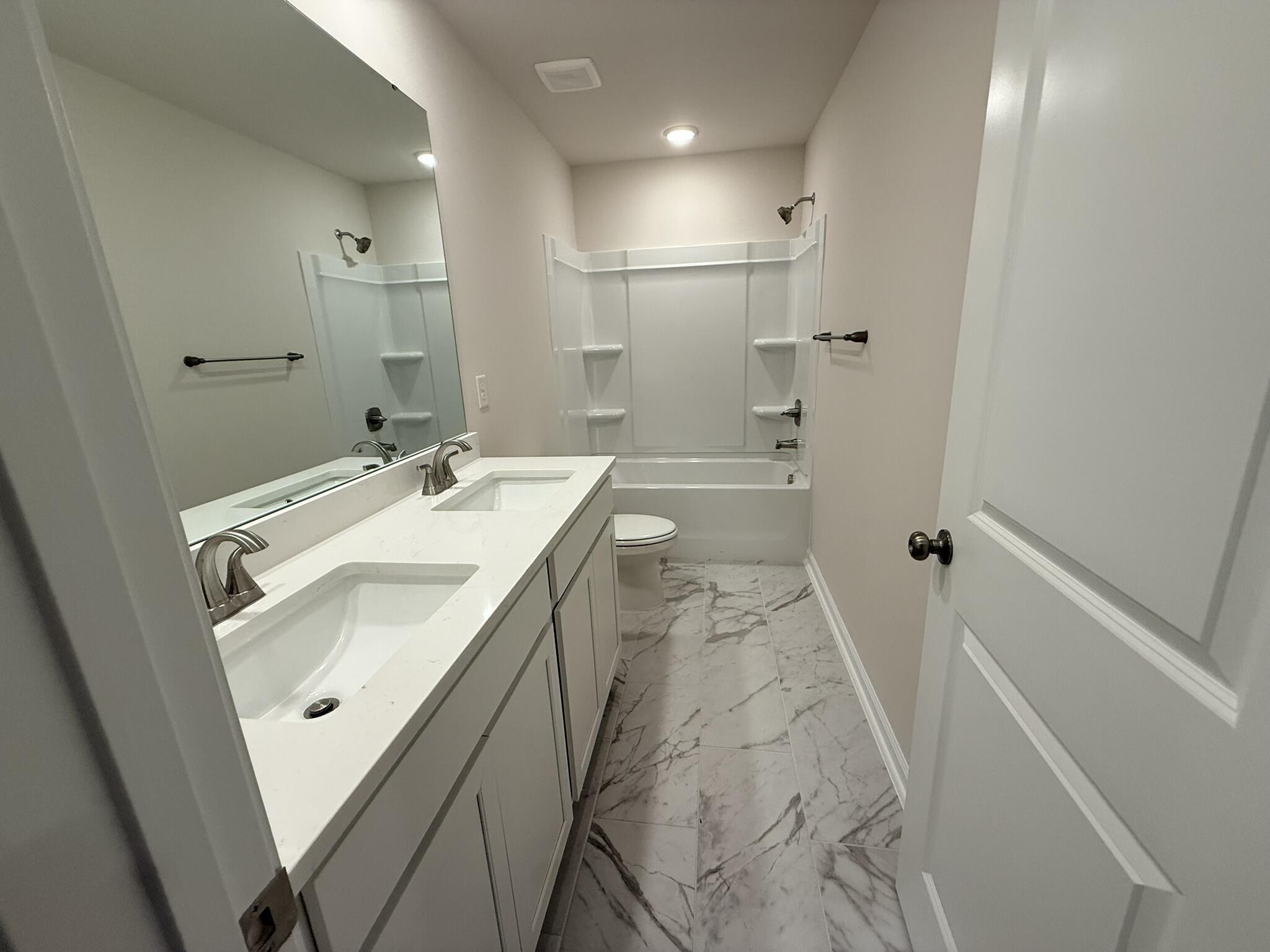 5290 Tullamore Drive Property Photo 16
