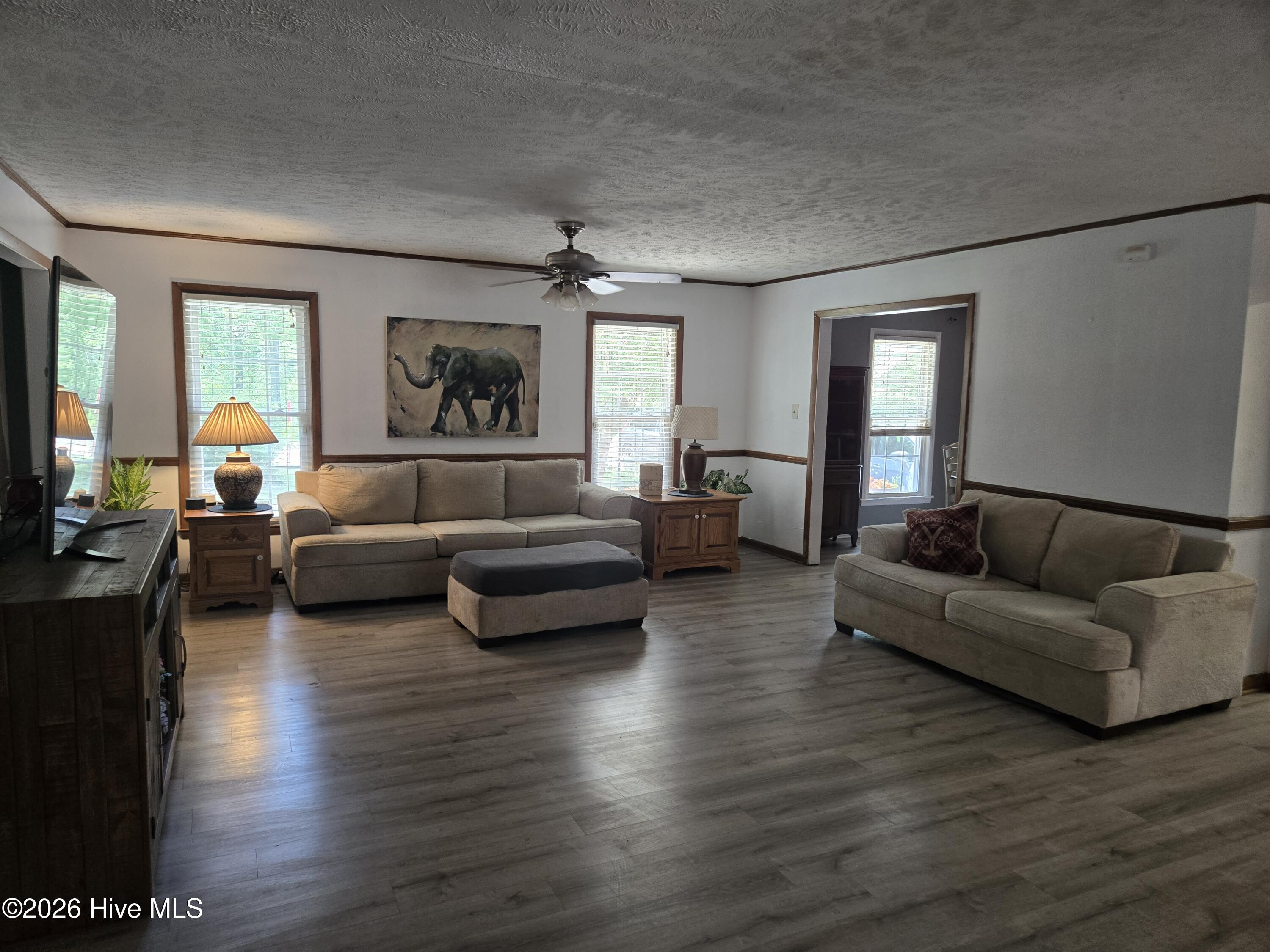 12501 Laurelcrest Road Property Photo 2