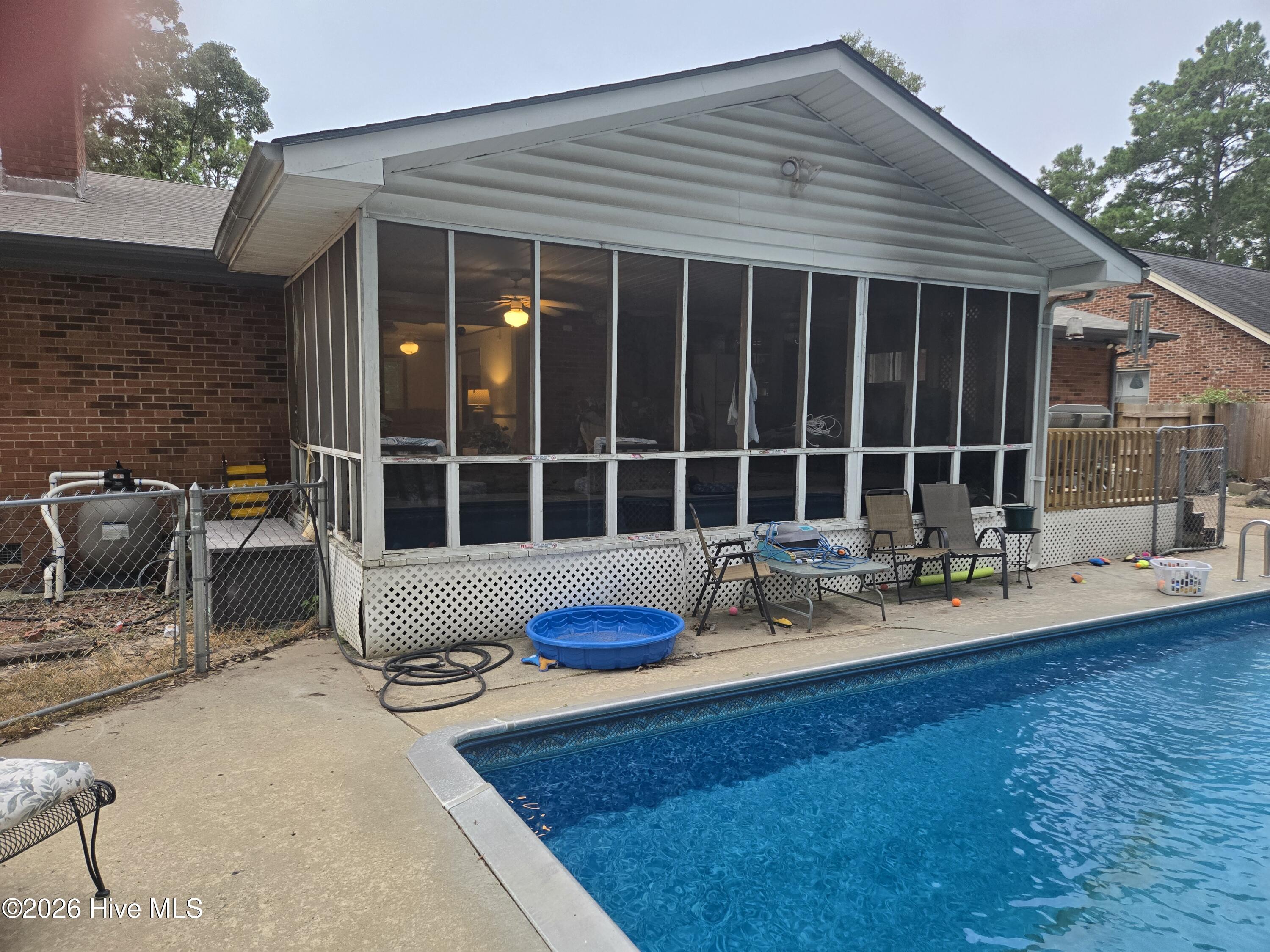 12501 Laurelcrest Road Property Photo 10