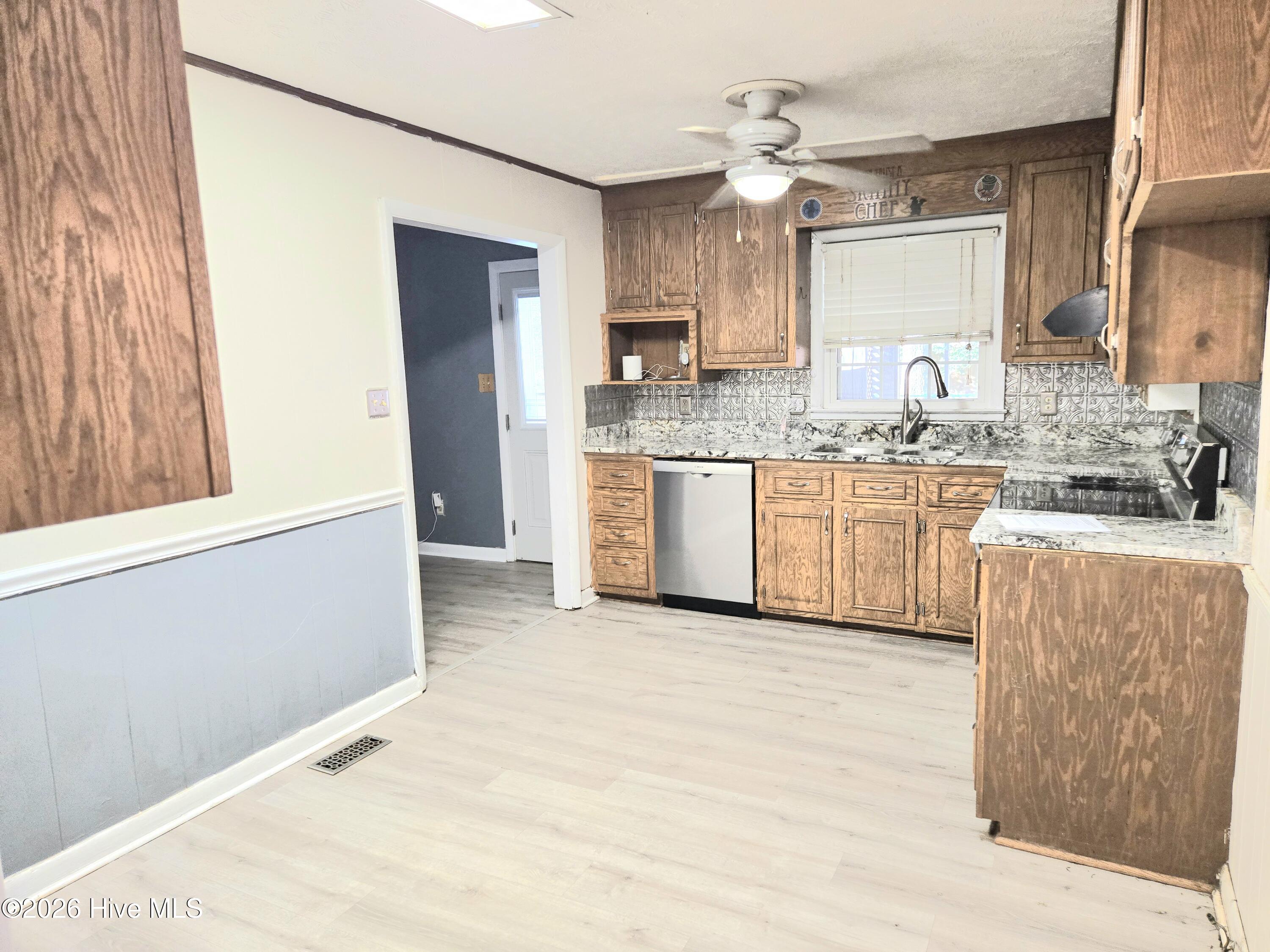 12501 Laurelcrest Road Property Photo 60