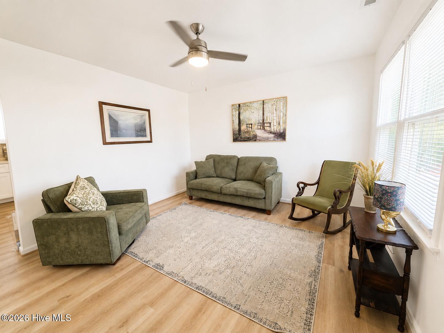 702 Jones White Road Property Photo 4