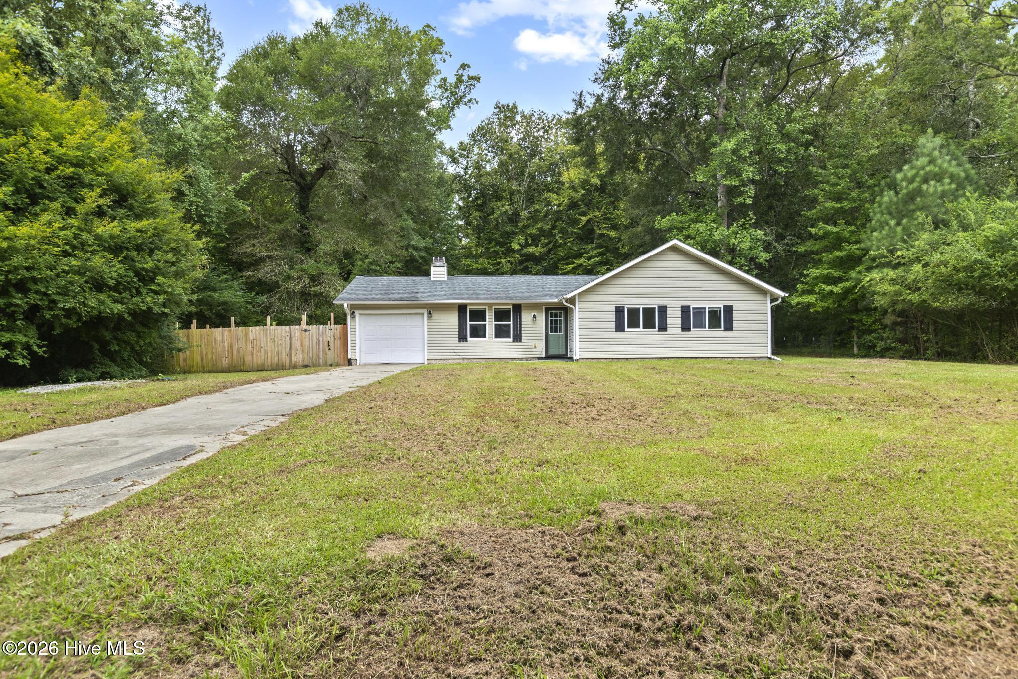 220 Winter Place Property Photo 1