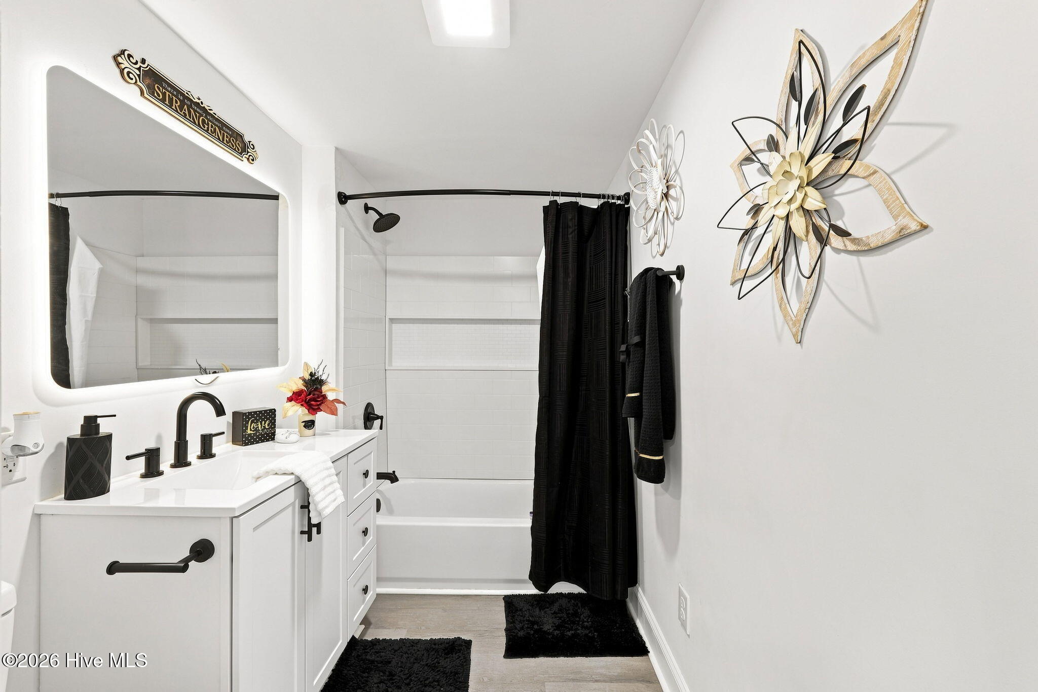 1222 Cedar Street Property Photo 18