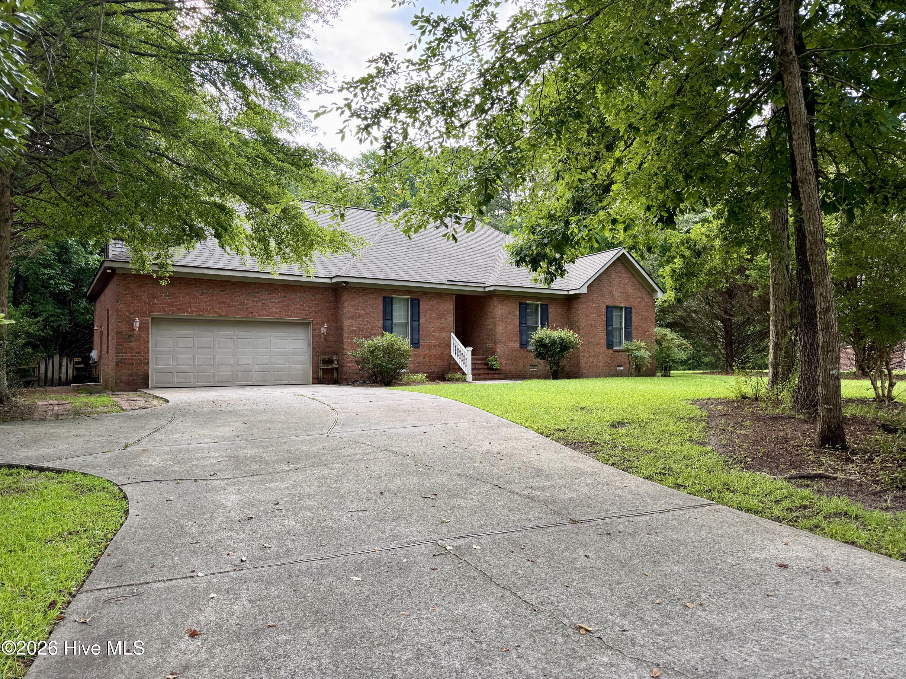 109 Drummond Place Property Photo 4