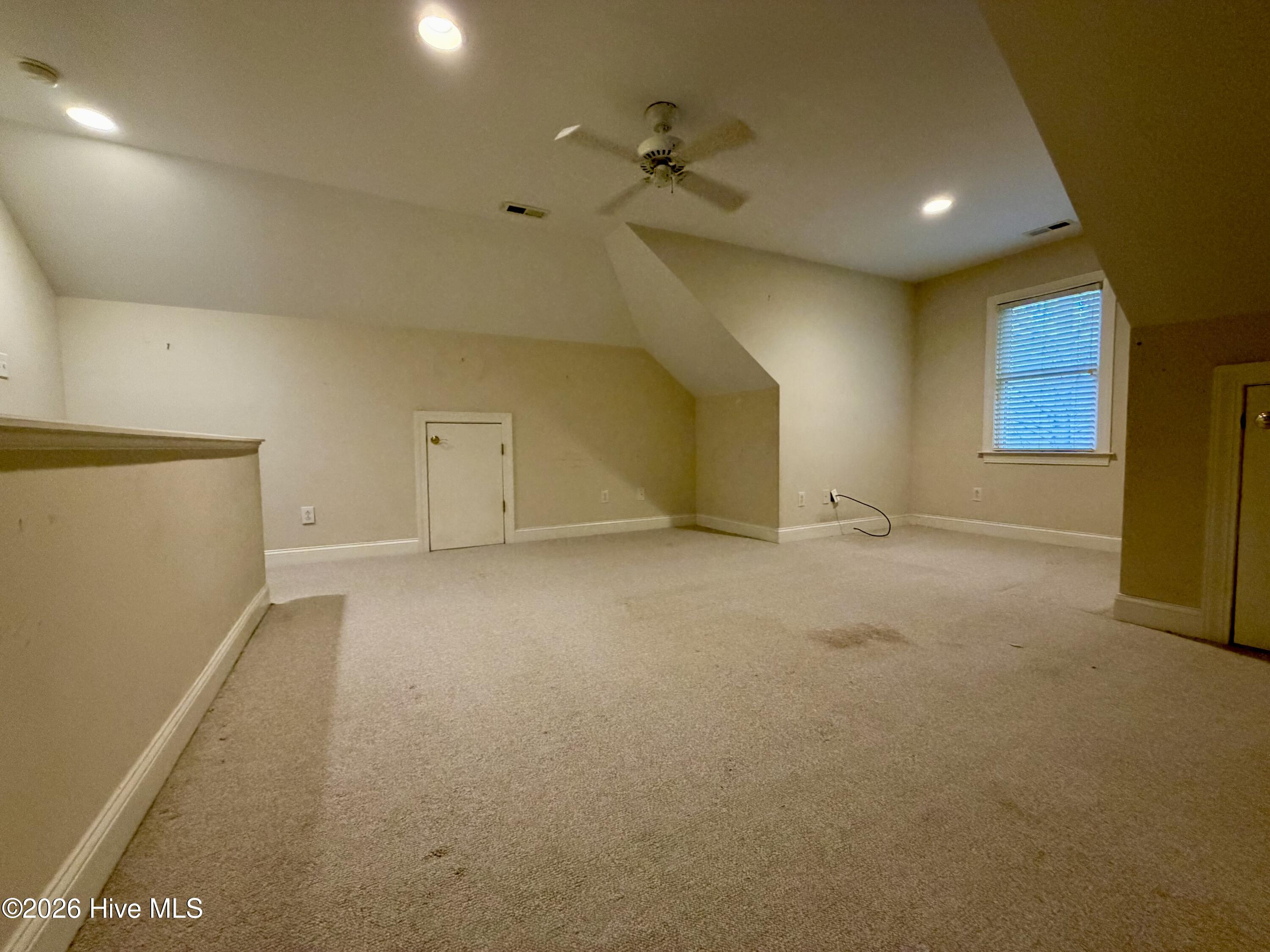 109 Drummond Place Property Photo 19