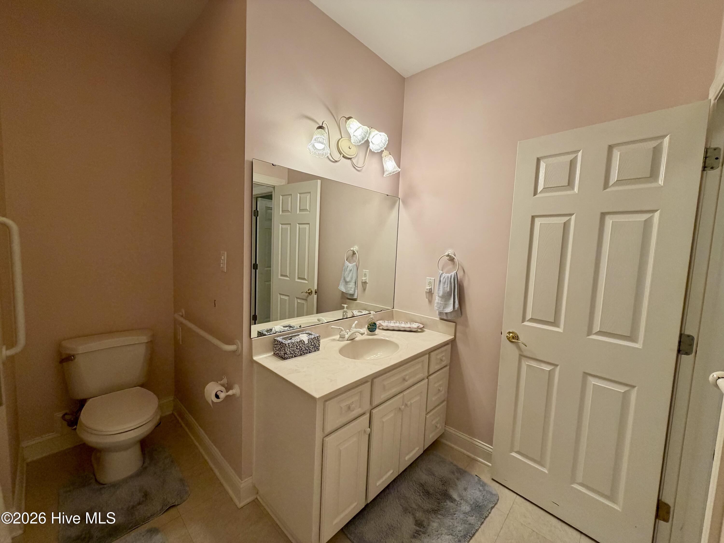 109 Drummond Place Property Photo 31