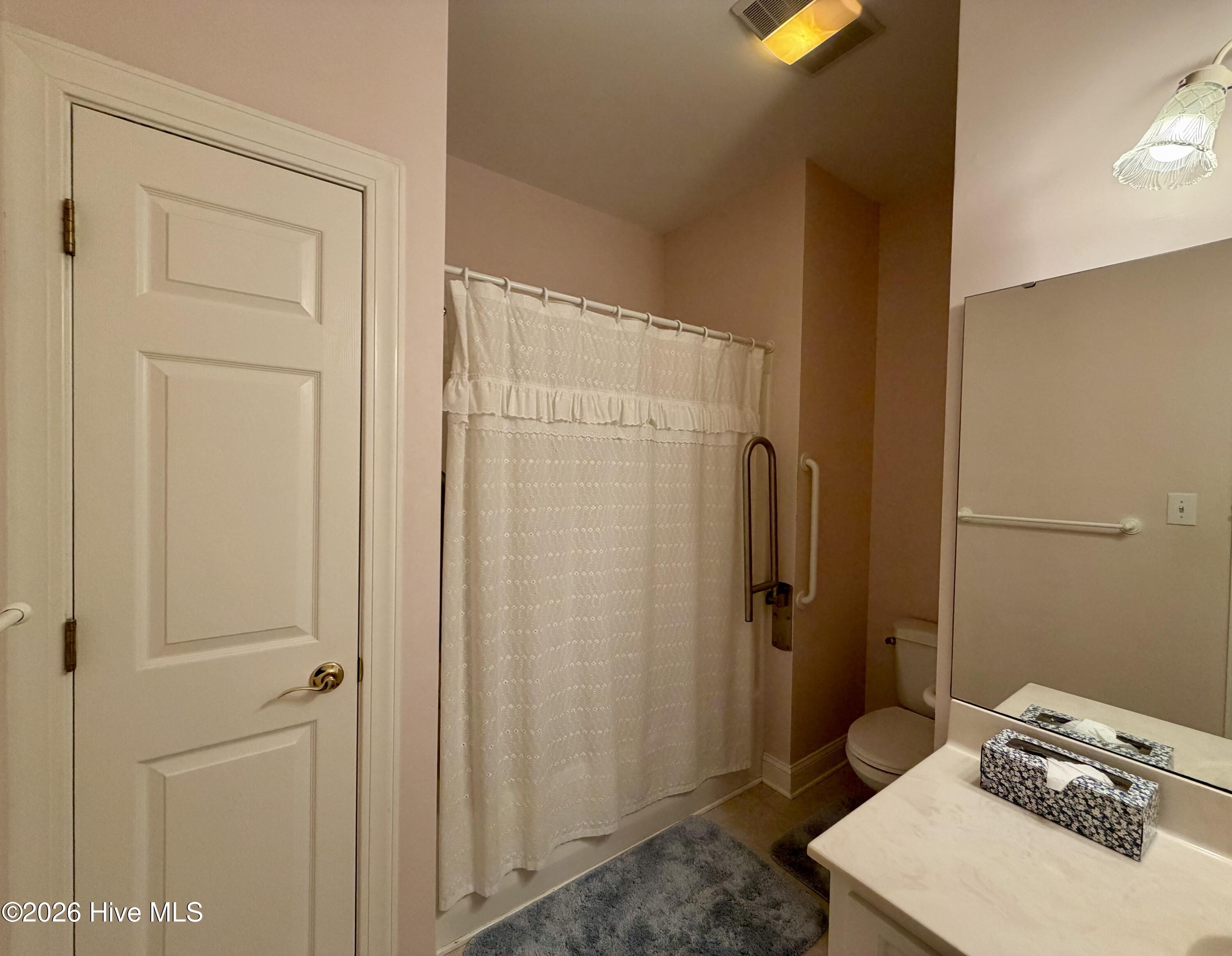 109 Drummond Place Property Photo 32