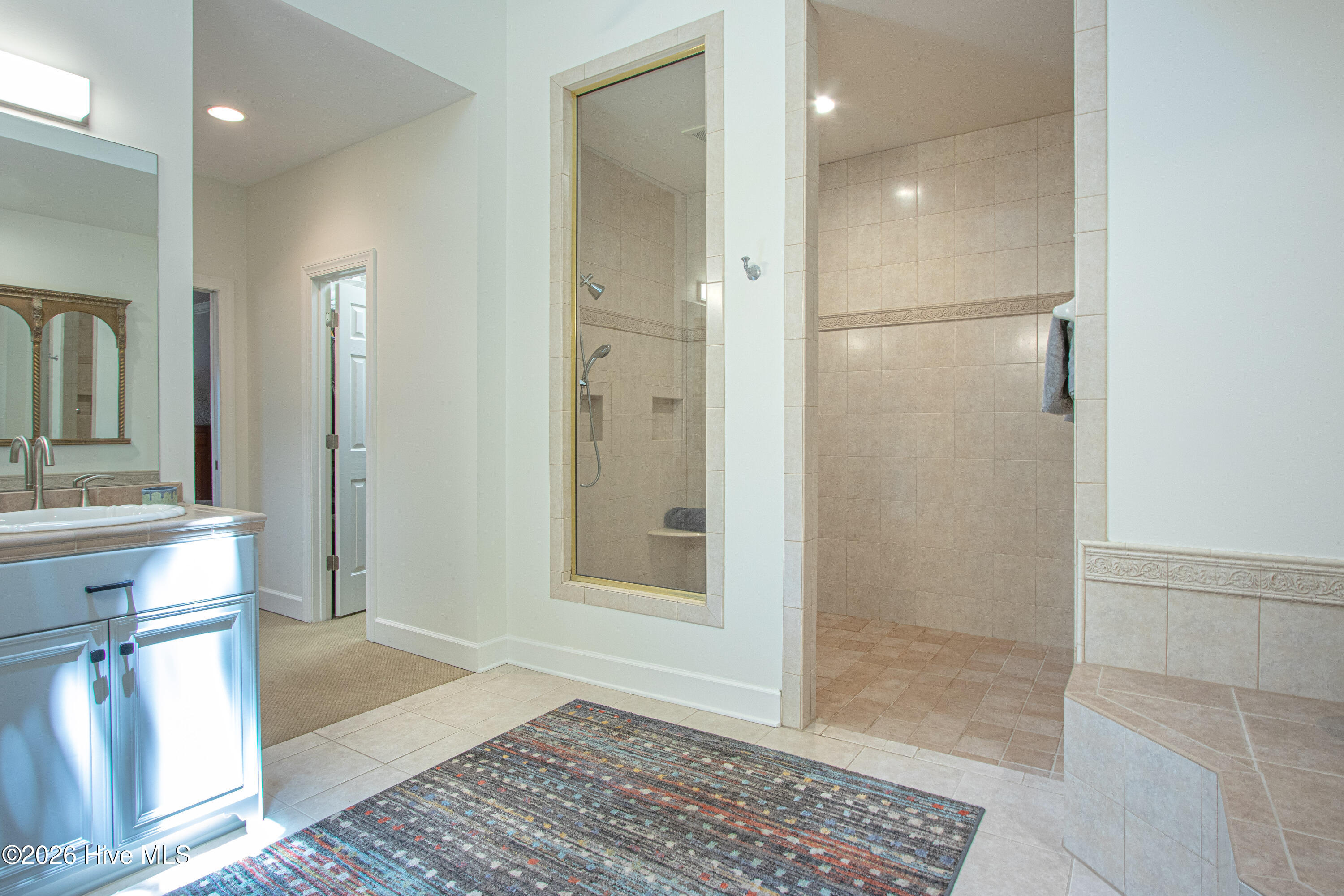185 Baltusrol Lane Property Photo 32