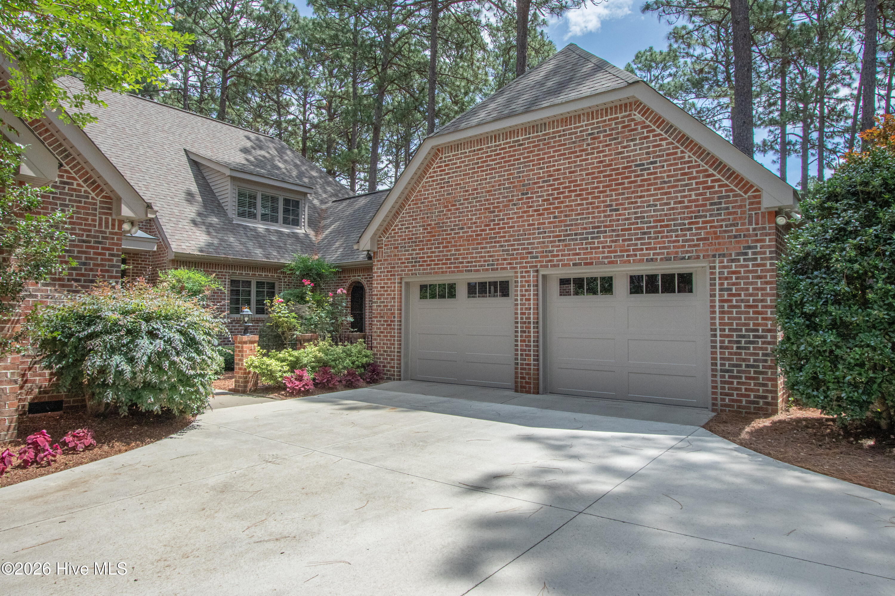 185 Baltusrol Lane Property Photo 72