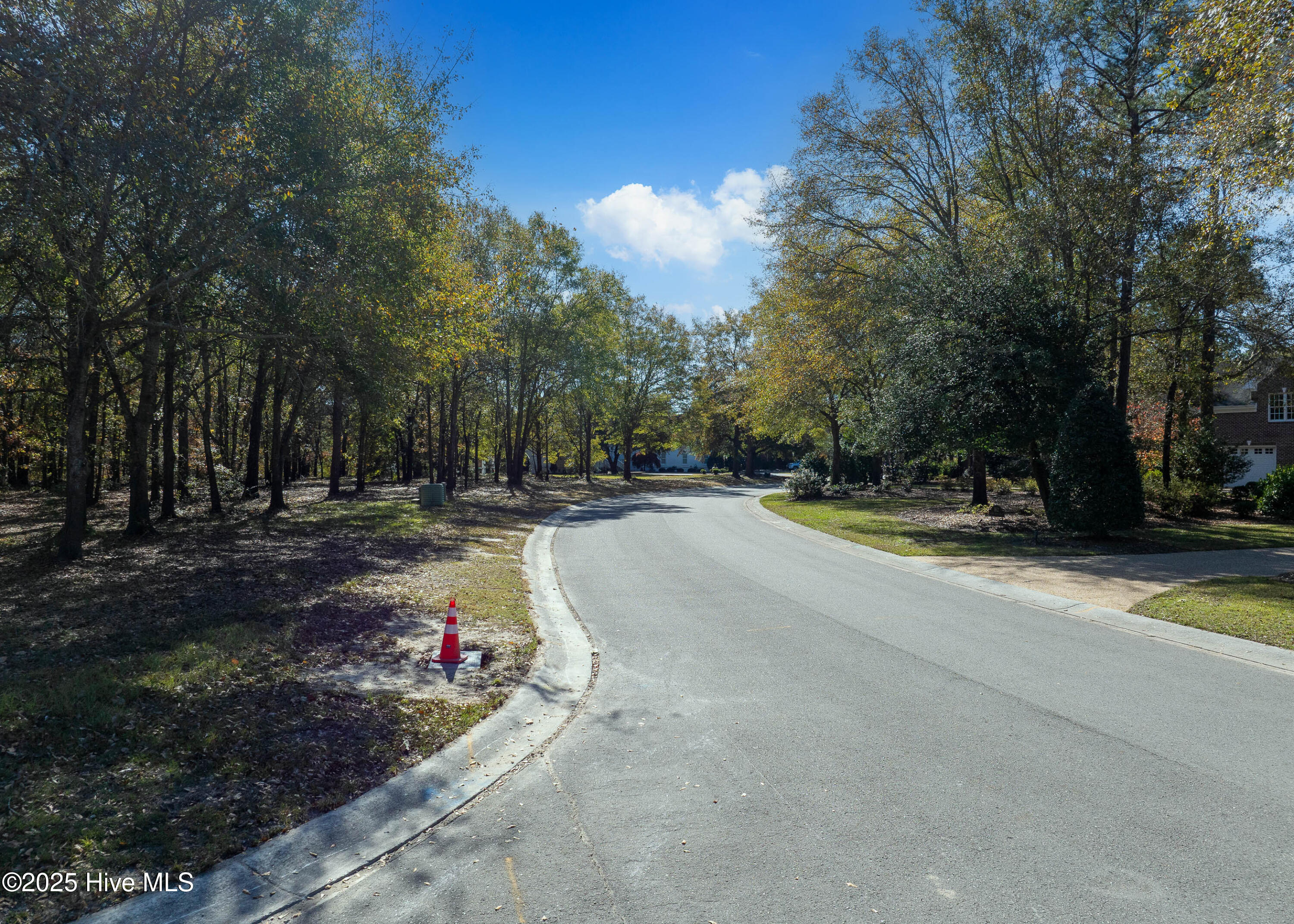 167 River Ridge Drive Property Photo 9