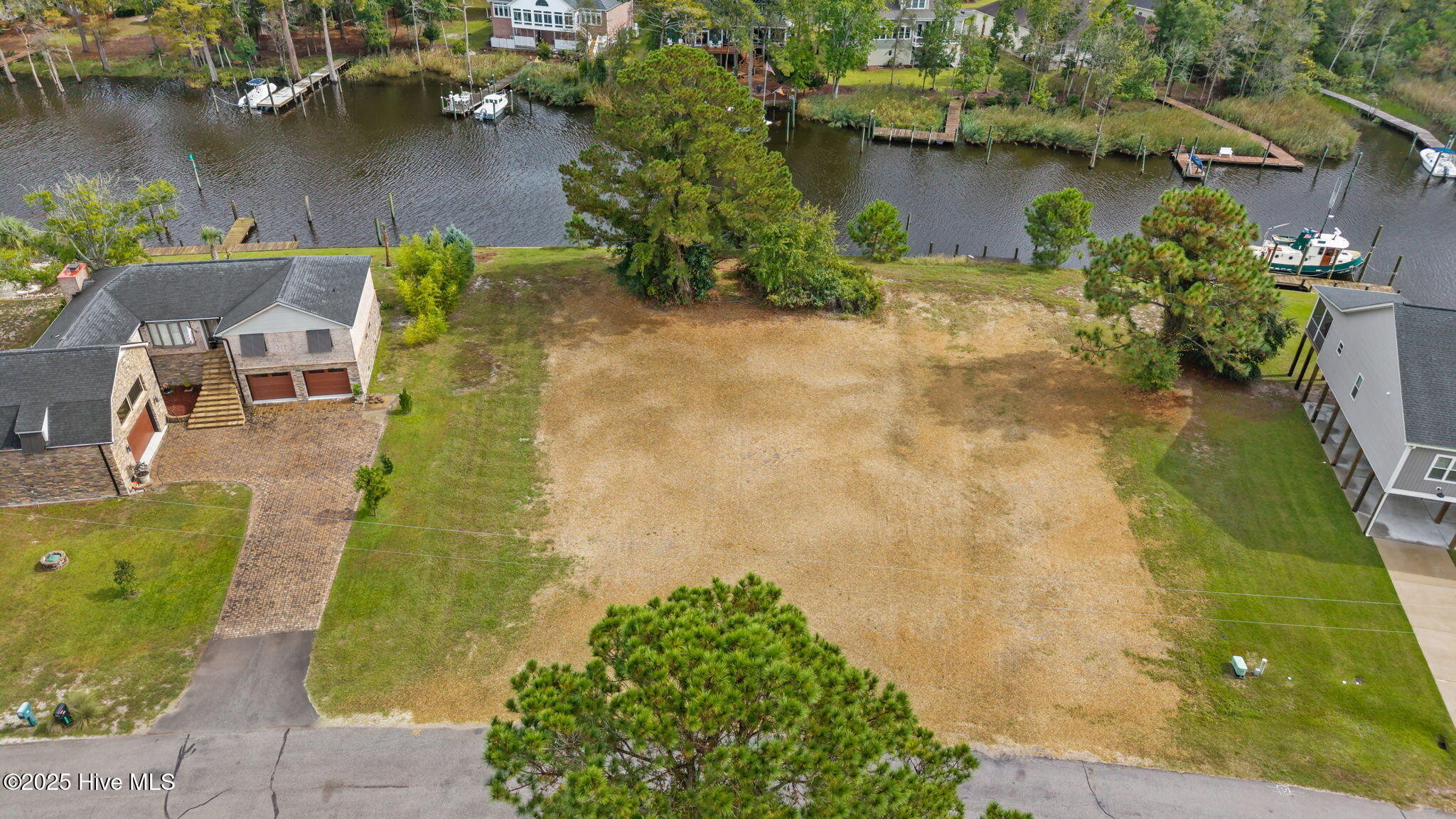 5710 339 Gondolier Drive Property Photo 1