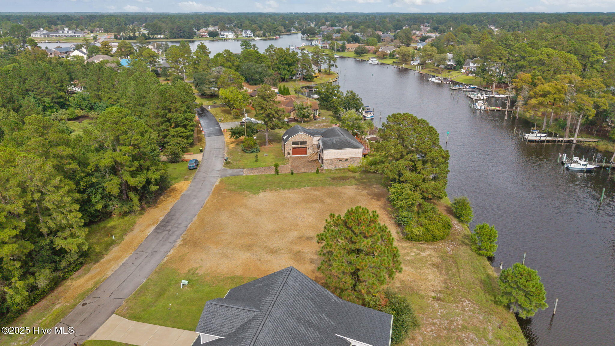 5710 339 Gondolier Drive Property Photo 4
