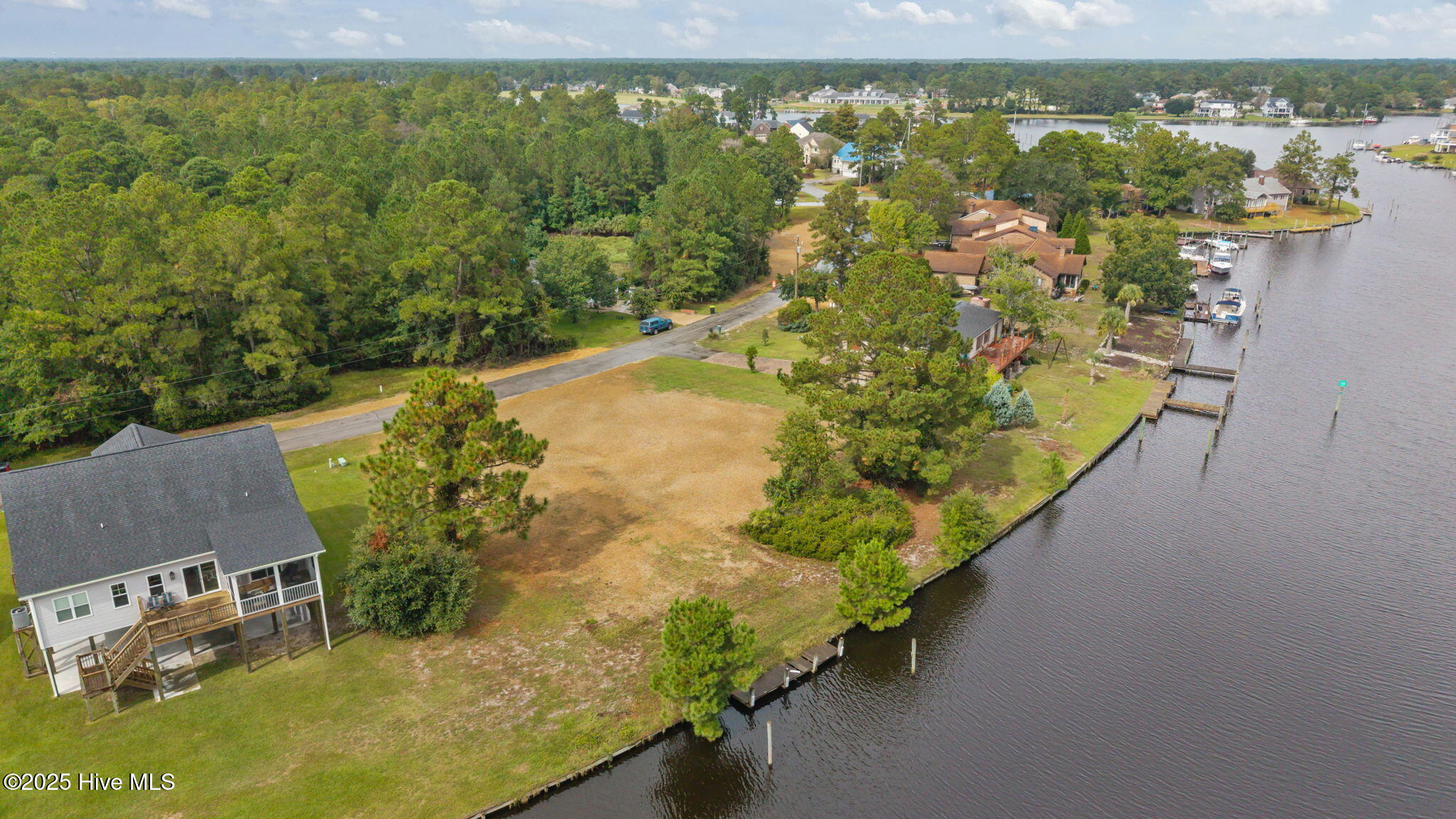 5710 339 Gondolier Drive Property Photo 7